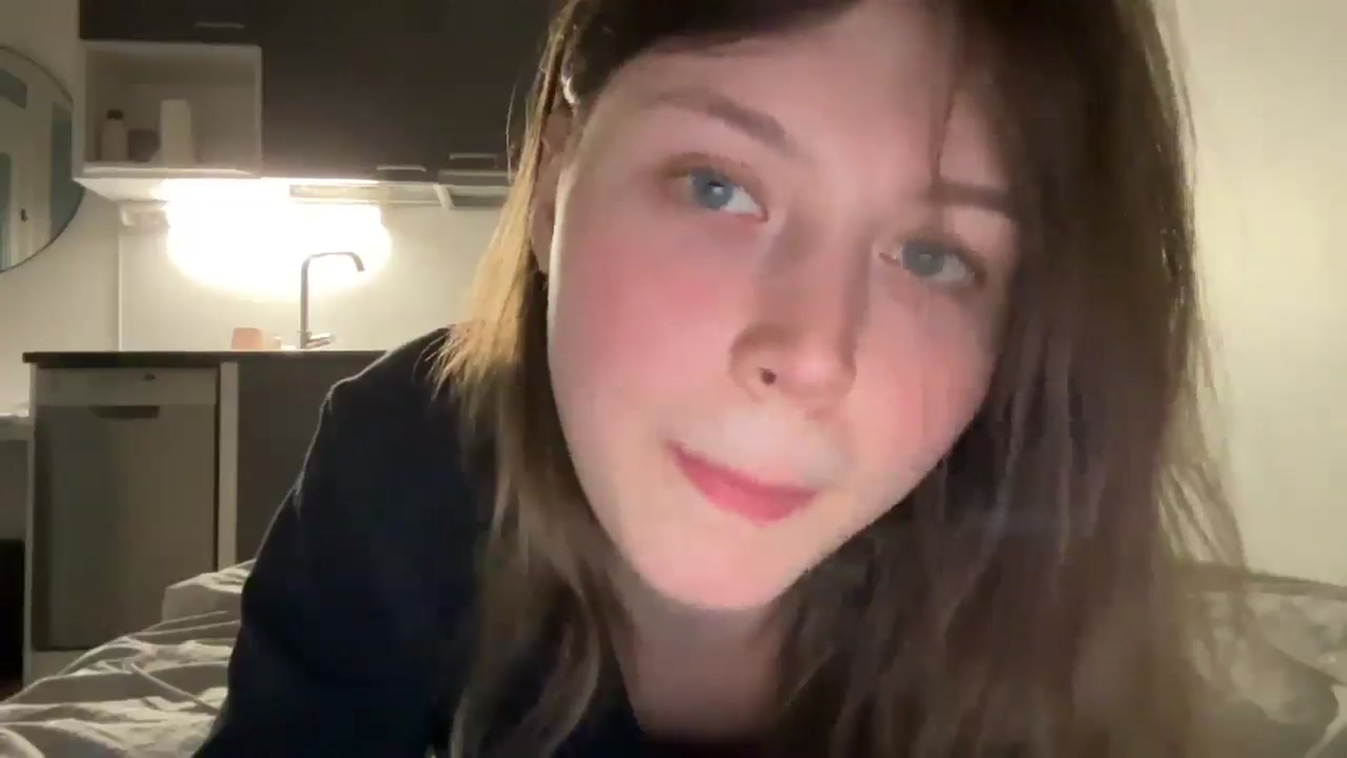 Gallery image thumbnail from BuckwheatLady's myfreecams stream on, 04/17/2026, 18:09 image 16 of 20