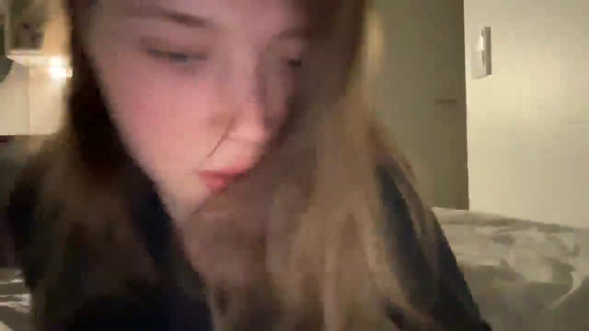 Gallery image thumbnail from BuckwheatLady's myfreecams stream on, 04/17/2026, 18:09 image 18 of 20