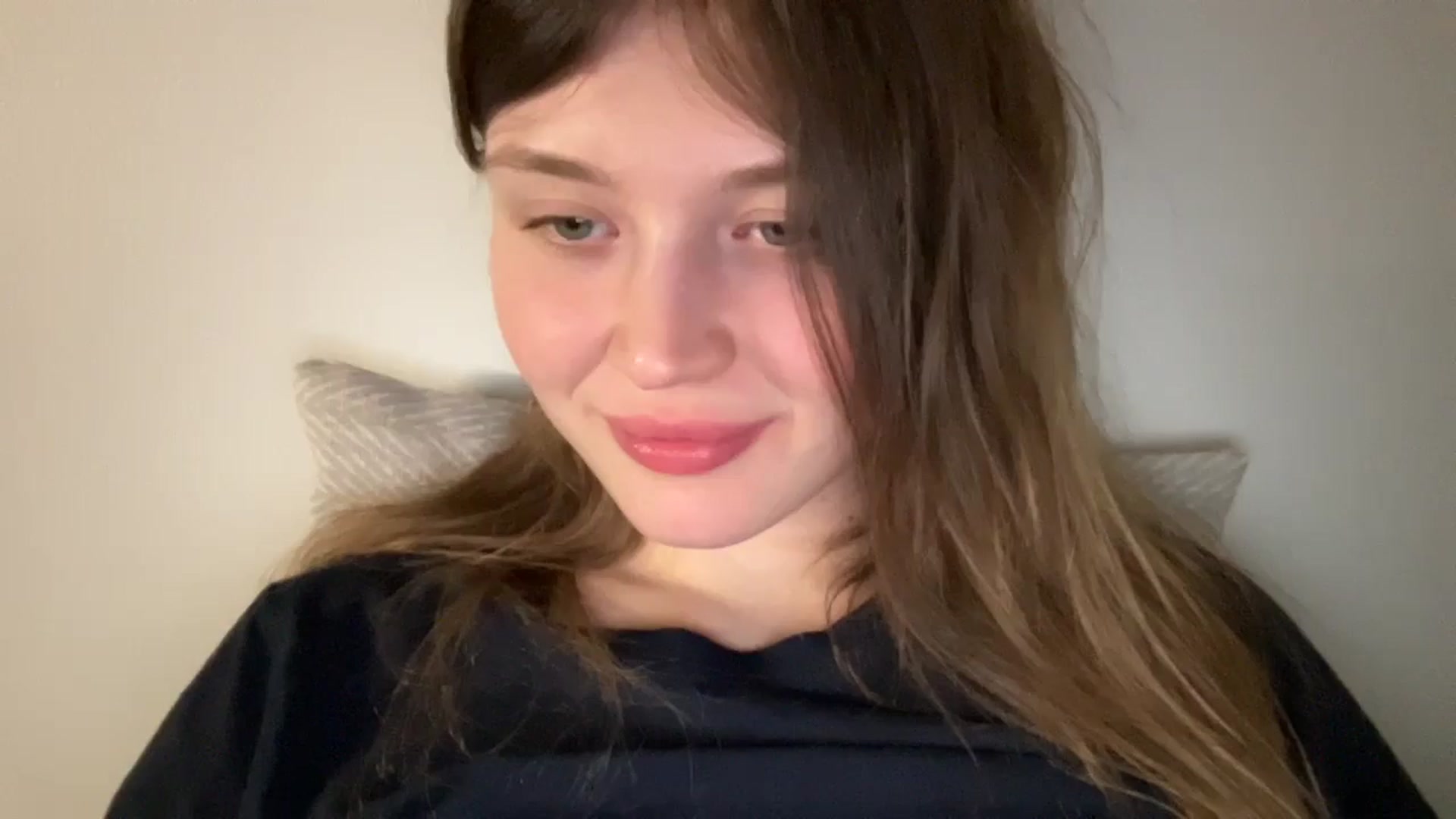 Gallery image thumbnail from BuckwheatLady's myfreecams stream on, 04/17/2026, 18:55 image 18 of 20