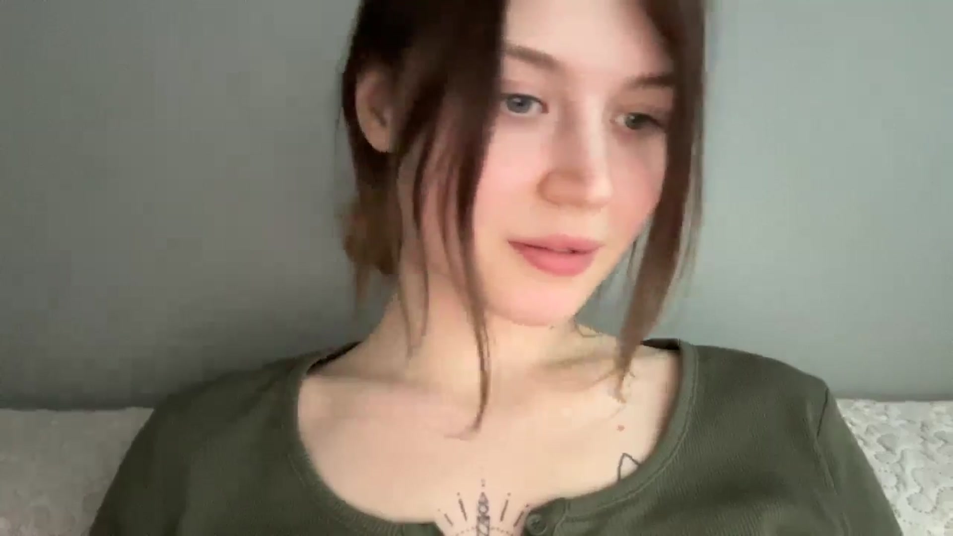 Gallery image thumbnail from BuckwheatLady's myfreecams stream on, 04/19/2026, 13:33 image 3 of 20