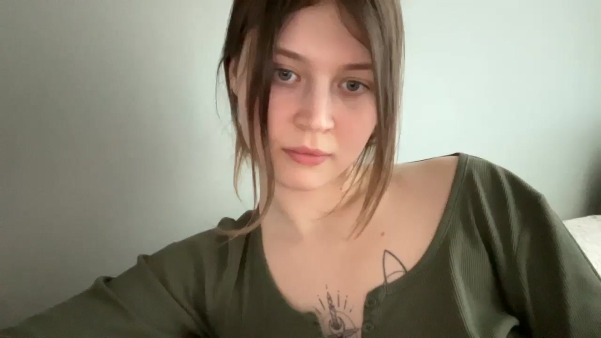 Gallery image thumbnail from BuckwheatLady's myfreecams stream on, 04/19/2026, 13:33 image 13 of 20