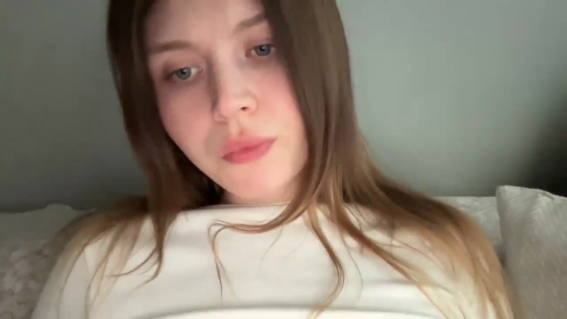 Gallery image thumbnail from BuckwheatLady's myfreecams stream on, 04/24/2026, 15:34 image 18 of 20