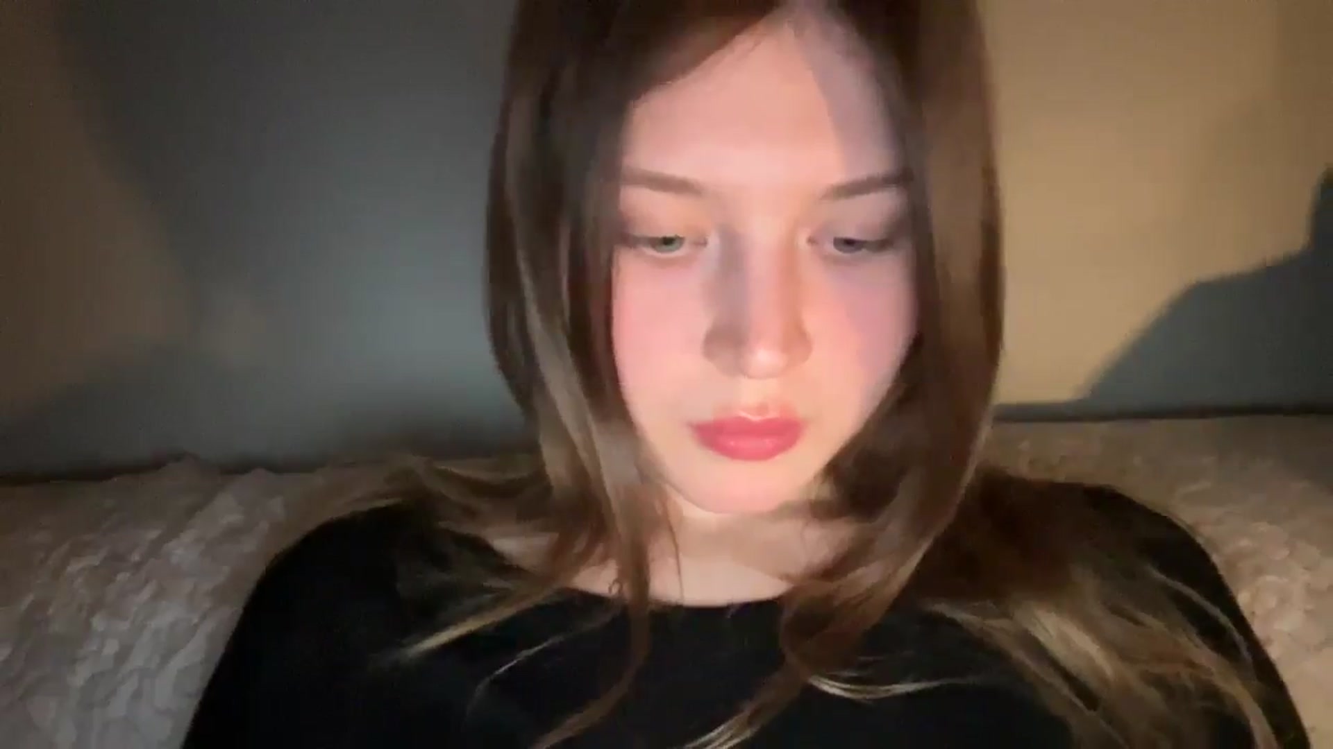 Gallery image thumbnail from BuckwheatLady's myfreecams stream on, 04/24/2026, 19:14 image 14 of 20