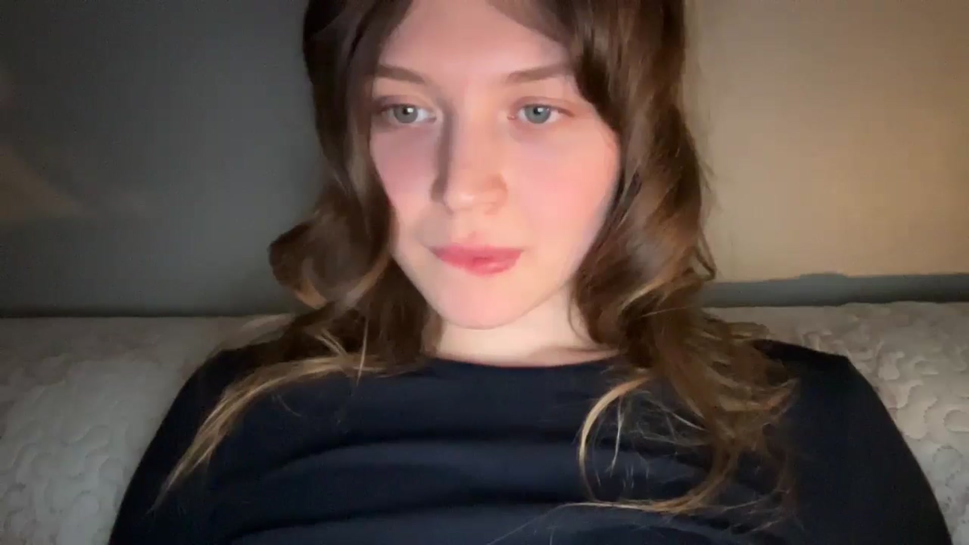 Gallery image thumbnail from BuckwheatLady's myfreecams stream on, 04/28/2026, 17:21 image 16 of 20