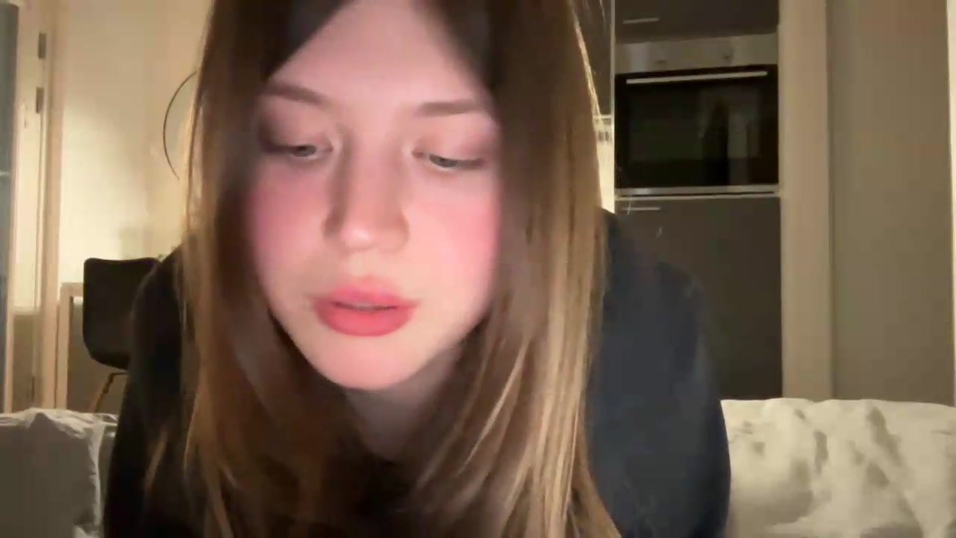 Gallery image thumbnail from BuckwheatLady's myfreecams stream on, 04/29/2026, 18:40 image 5 of 20