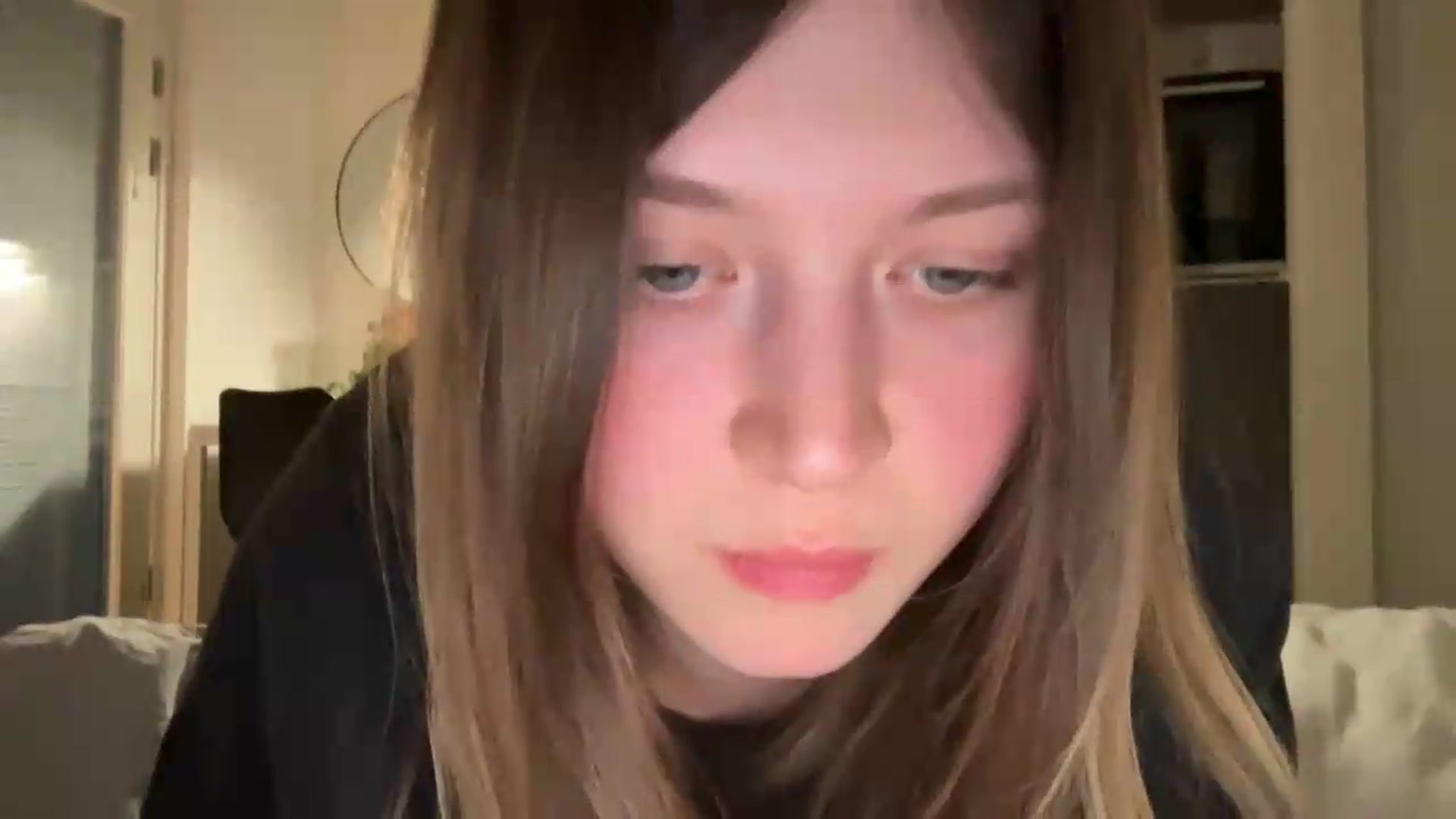 Gallery image thumbnail from BuckwheatLady's myfreecams stream on, 04/29/2026, 18:40 image 14 of 20