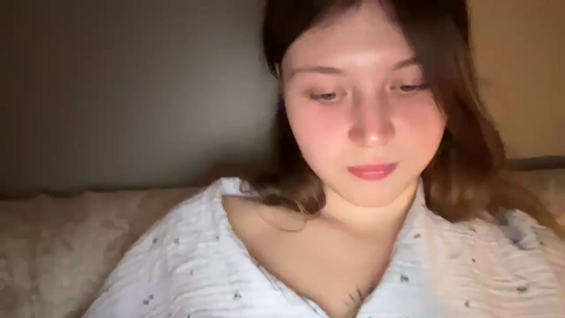 Gallery image thumbnail from BuckwheatLady's myfreecams stream on, 05/03/2026, 17:37 image 13 of 20