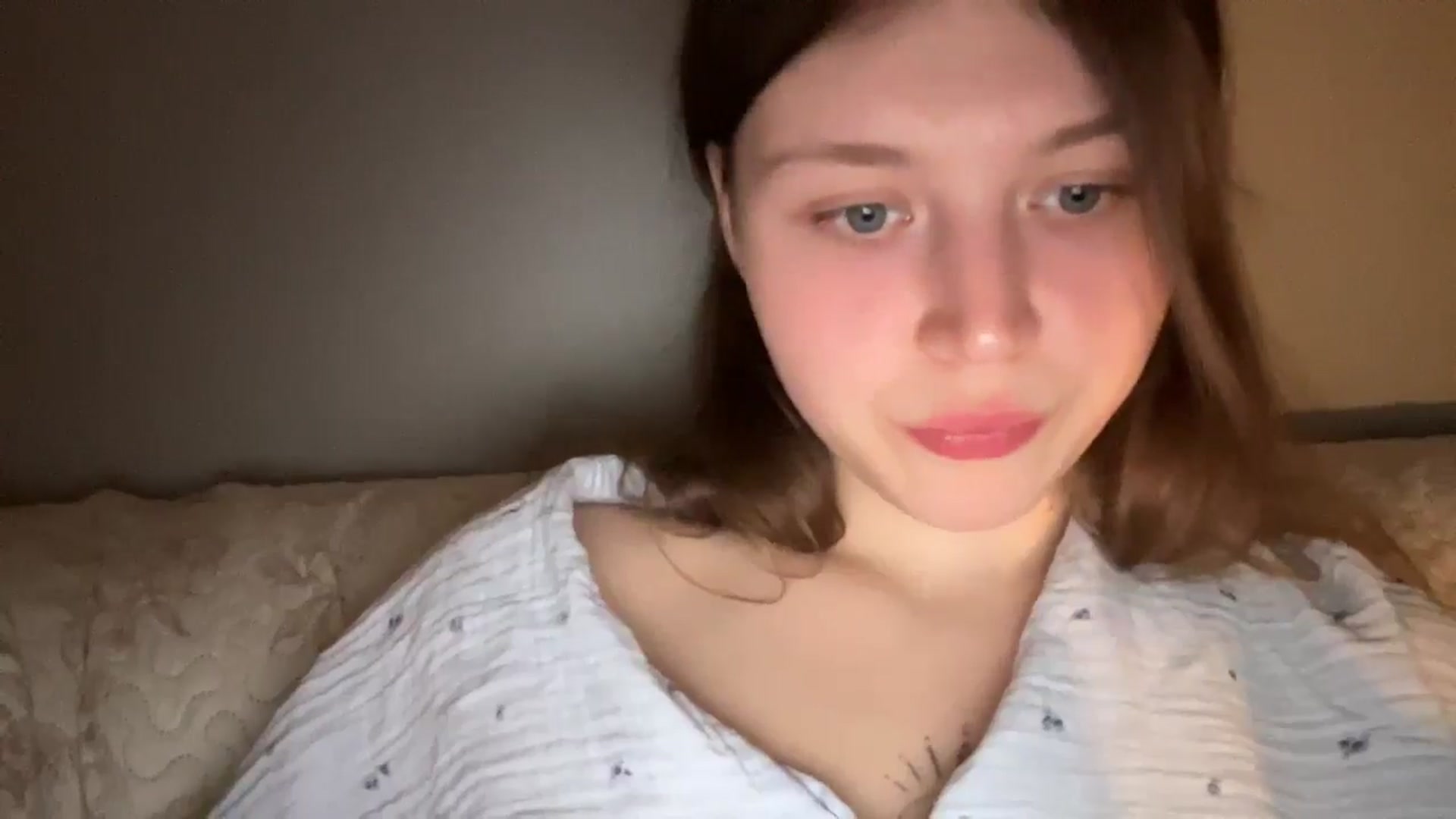 Gallery image thumbnail from BuckwheatLady's myfreecams stream on, 05/03/2026, 17:37 image 15 of 20