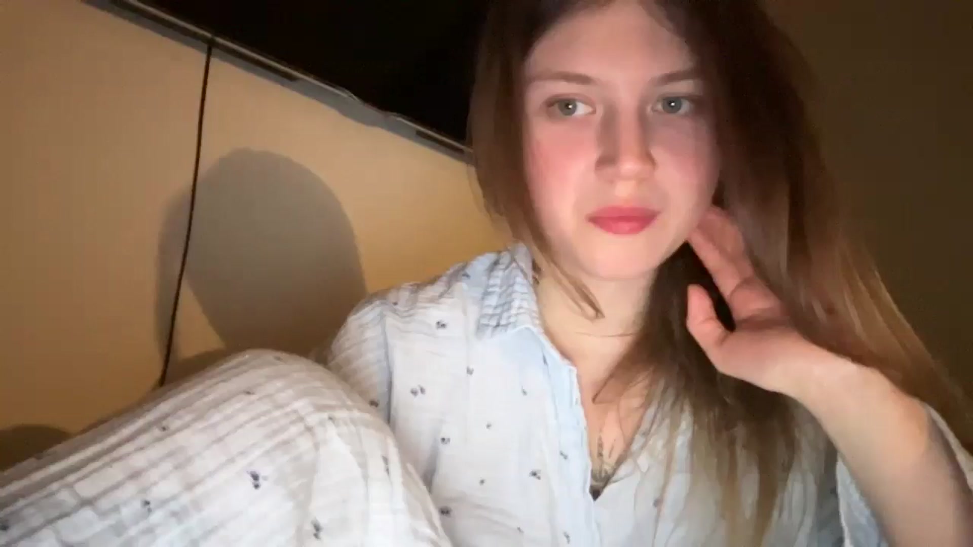 Gallery image thumbnail from BuckwheatLady's myfreecams stream on, 05/08/2026, 19:59 image 12 of 20
