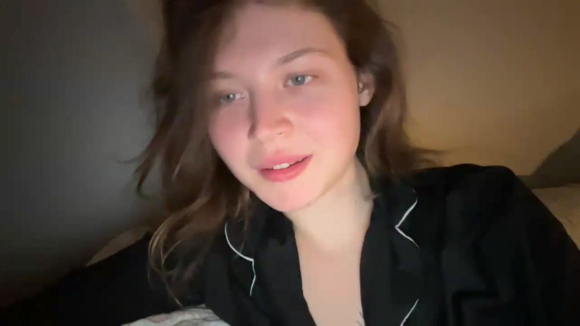 Gallery image thumbnail from BuckwheatLady's myfreecams stream on, 05/13/2026, 19:09 image 19 of 20
