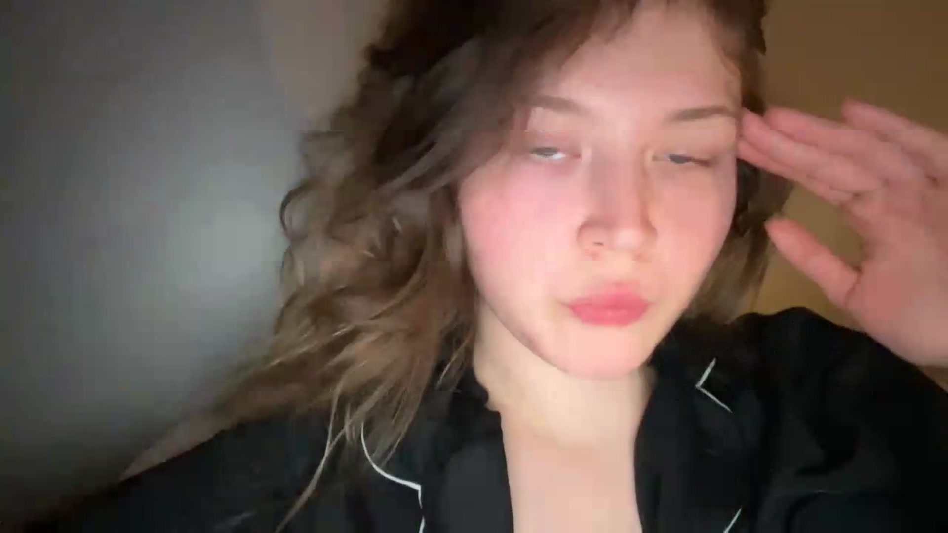Gallery image thumbnail from BuckwheatLady's myfreecams stream on, 05/13/2026, 19:09 image 13 of 20