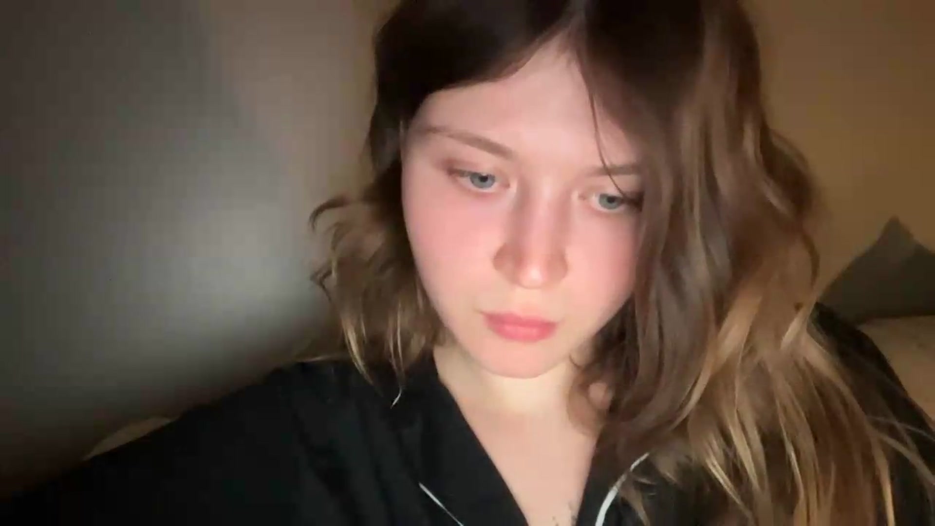 Gallery image thumbnail from BuckwheatLady's myfreecams stream on, 05/13/2026, 19:09 image 3 of 20