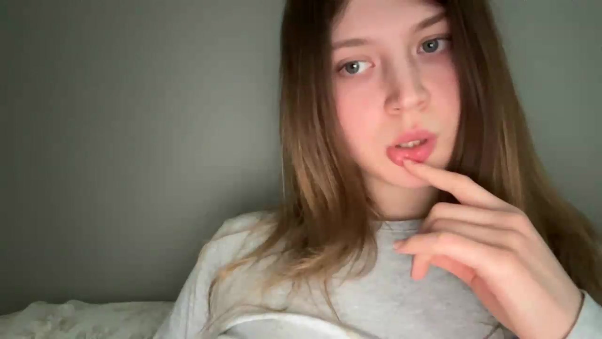 Gallery image thumbnail from BuckwheatLady's myfreecams stream on, 05/14/2026, 17:05 image 5 of 20