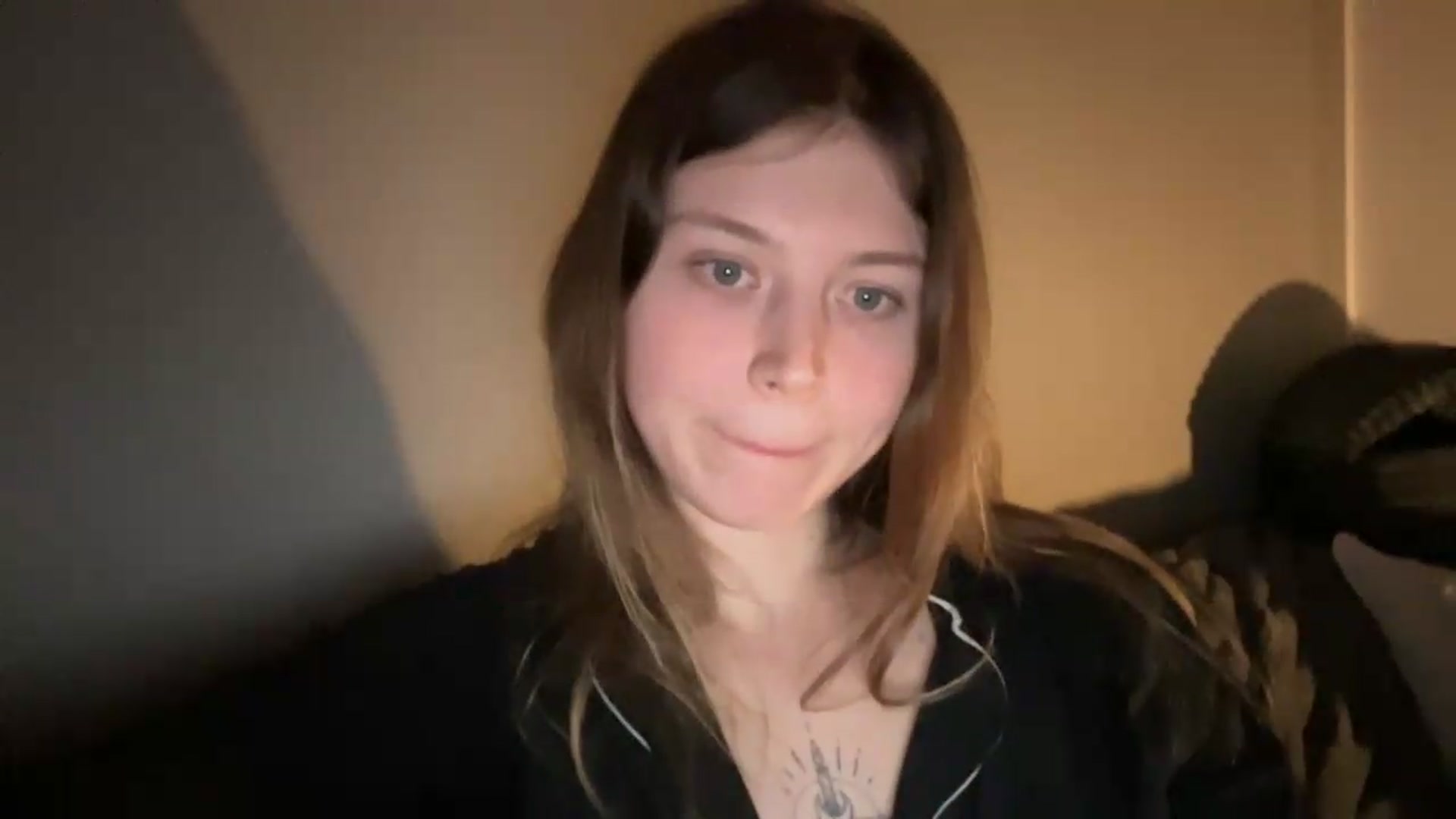 Gallery image thumbnail from BuckwheatLady's myfreecams stream on, 05/17/2026, 19:26 image 19 of 20