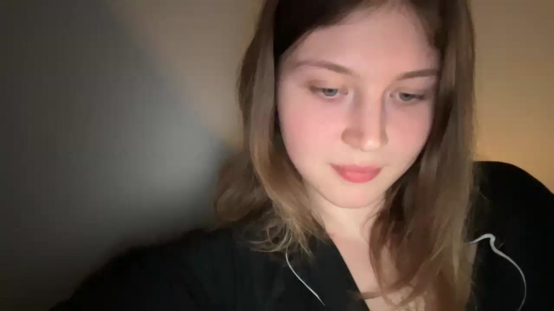 Gallery image thumbnail from BuckwheatLady's myfreecams stream on, 05/17/2026, 19:26 image 1 of 20