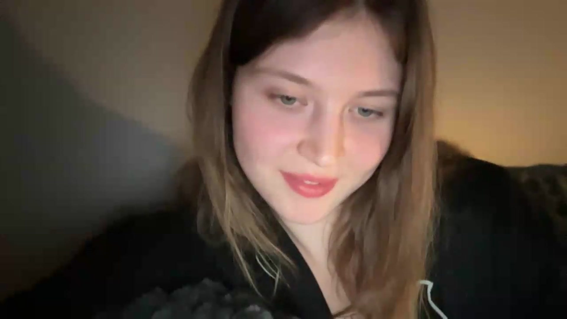 Gallery image thumbnail from BuckwheatLady's myfreecams stream on, 05/17/2026, 19:26 image 6 of 20