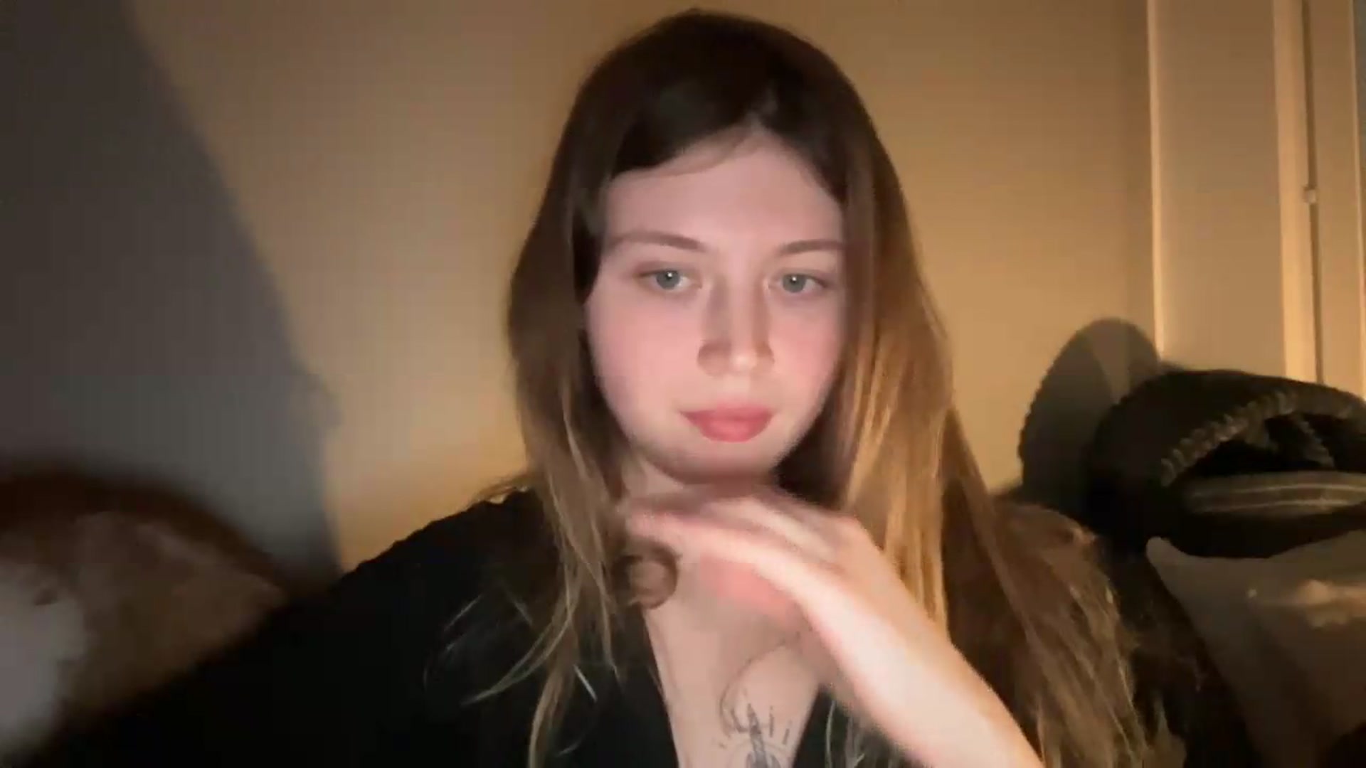 Gallery image thumbnail from BuckwheatLady's myfreecams stream on, 05/17/2026, 19:26 image 18 of 20