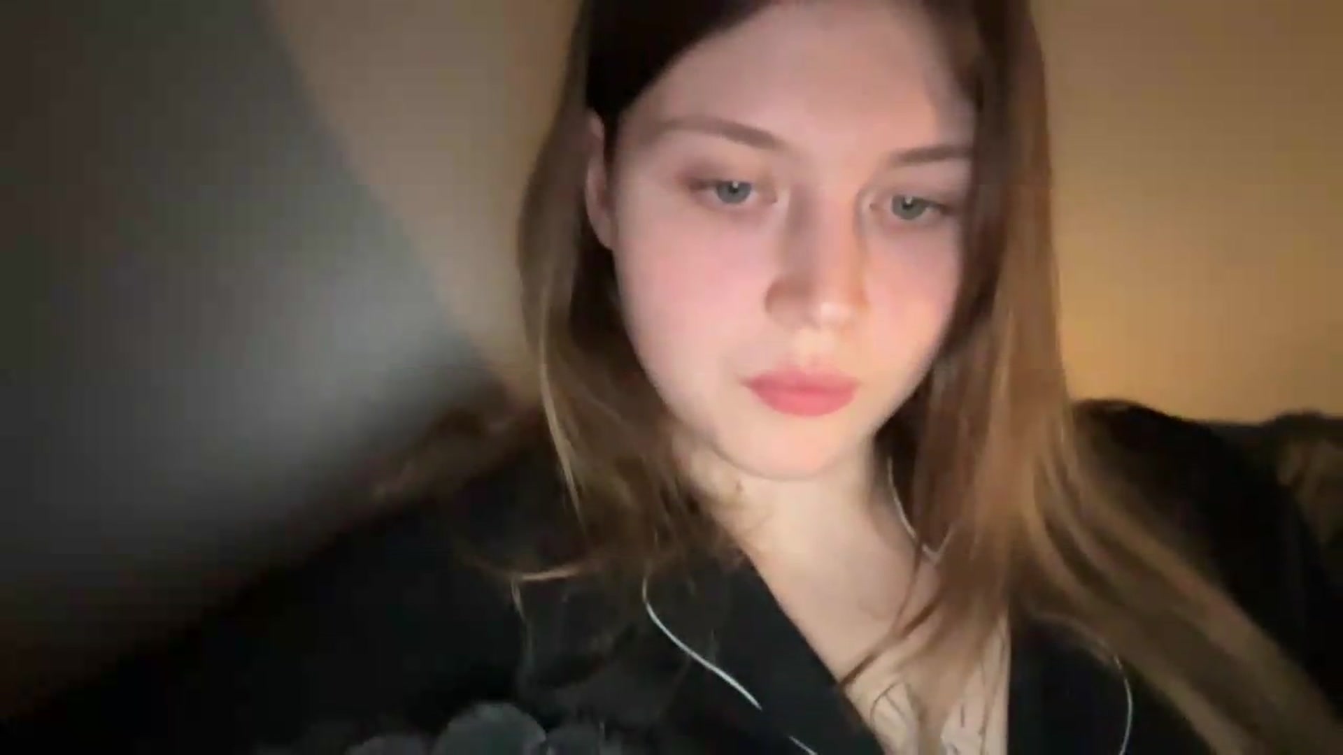 Gallery image thumbnail from BuckwheatLady's myfreecams stream on, 05/17/2026, 19:26 image 12 of 20