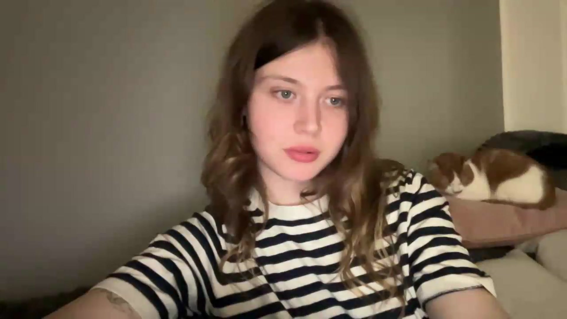 Gallery image thumbnail from BuckwheatLady's myfreecams stream on, 05/18/2026, 19:51 image 6 of 20