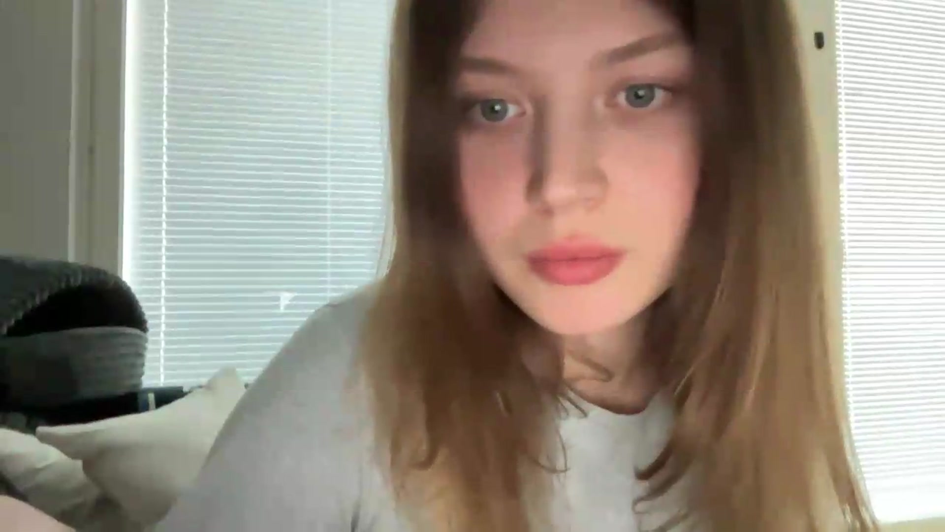 Gallery image thumbnail from BuckwheatLady's myfreecams stream on, 05/19/2026, 12:59 image 4 of 20