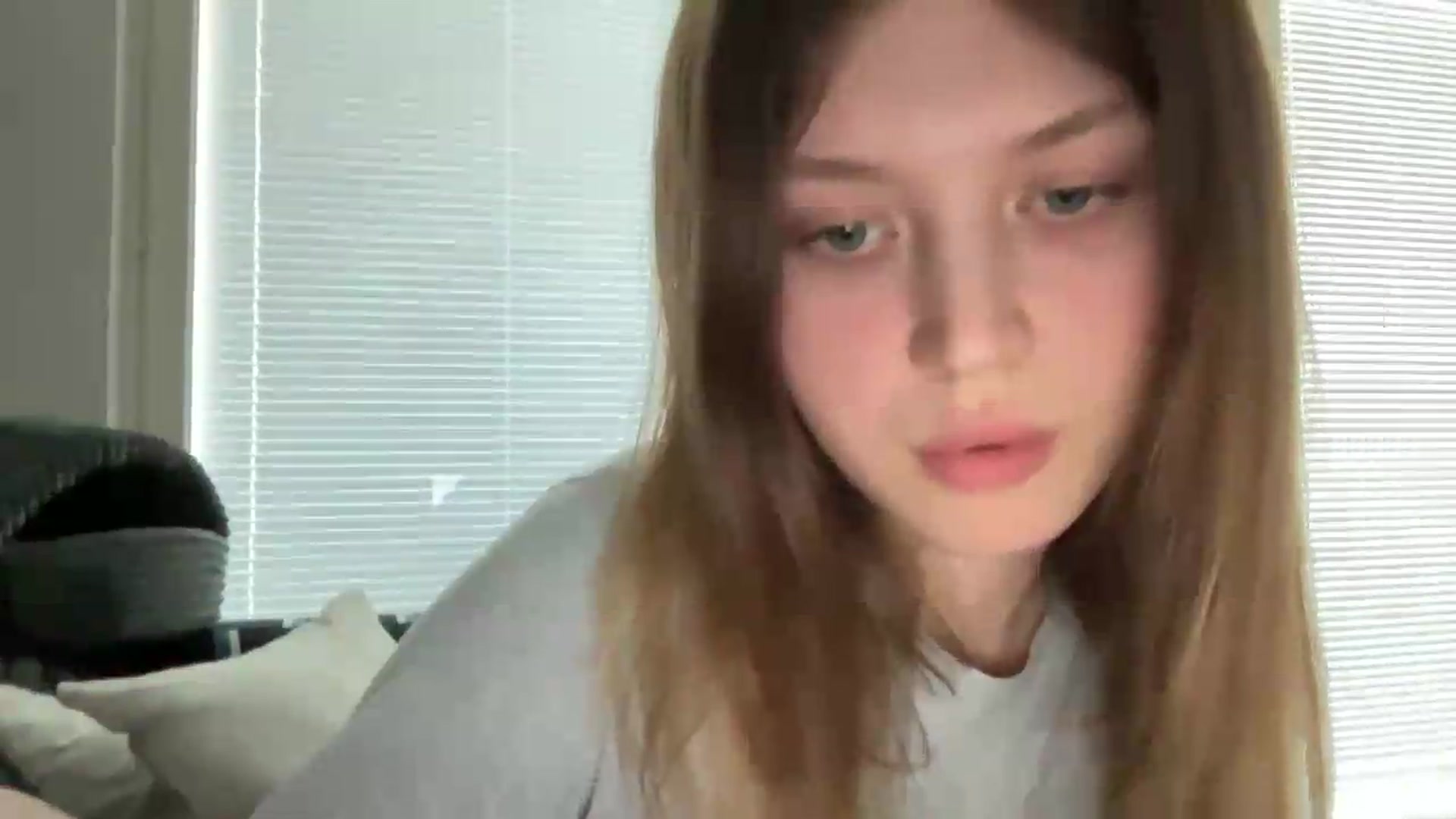 Gallery image thumbnail from BuckwheatLady's myfreecams stream on, 05/19/2026, 12:59 image 5 of 20