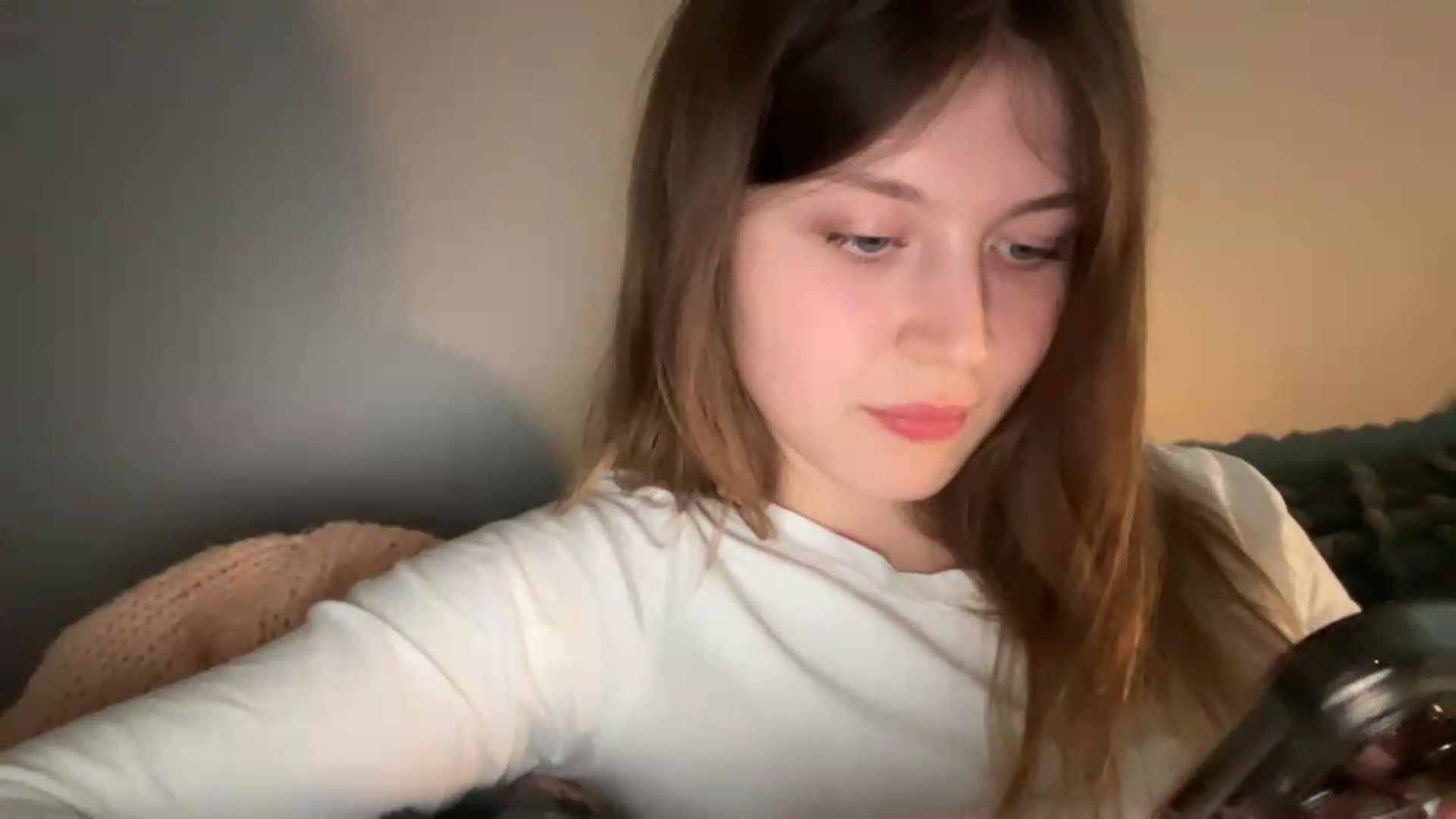Gallery image thumbnail from BuckwheatLady's myfreecams stream on, 05/21/2026, 14:39 image 2 of 20