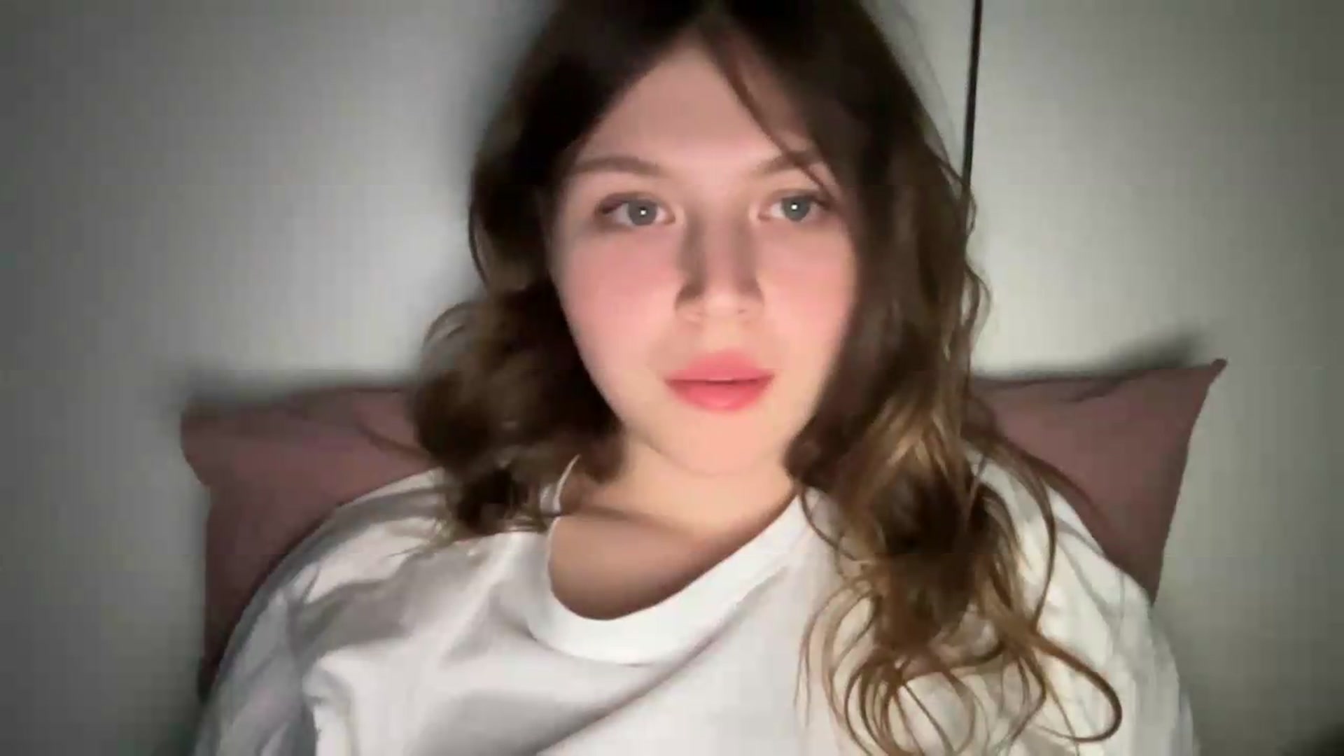 Gallery image thumbnail from BuckwheatLady's myfreecams stream on, 05/25/2026, 18:47 image 17 of 20