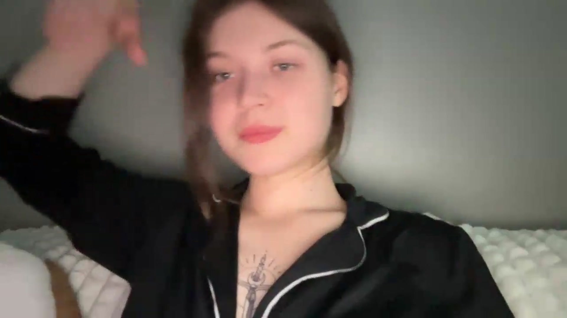 Gallery image thumbnail from BuckwheatLady's myfreecams stream on, 05/31/2026, 16:04 image 3 of 20