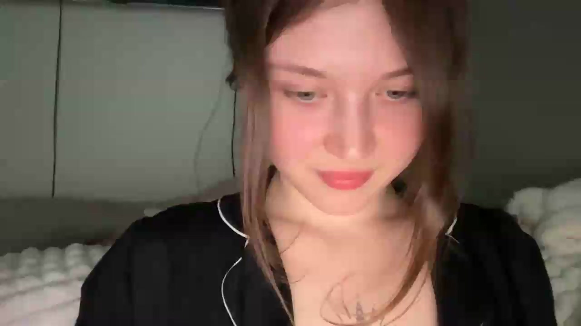 Gallery image thumbnail from BuckwheatLady's myfreecams stream on, 05/31/2026, 18:14 image 17 of 20