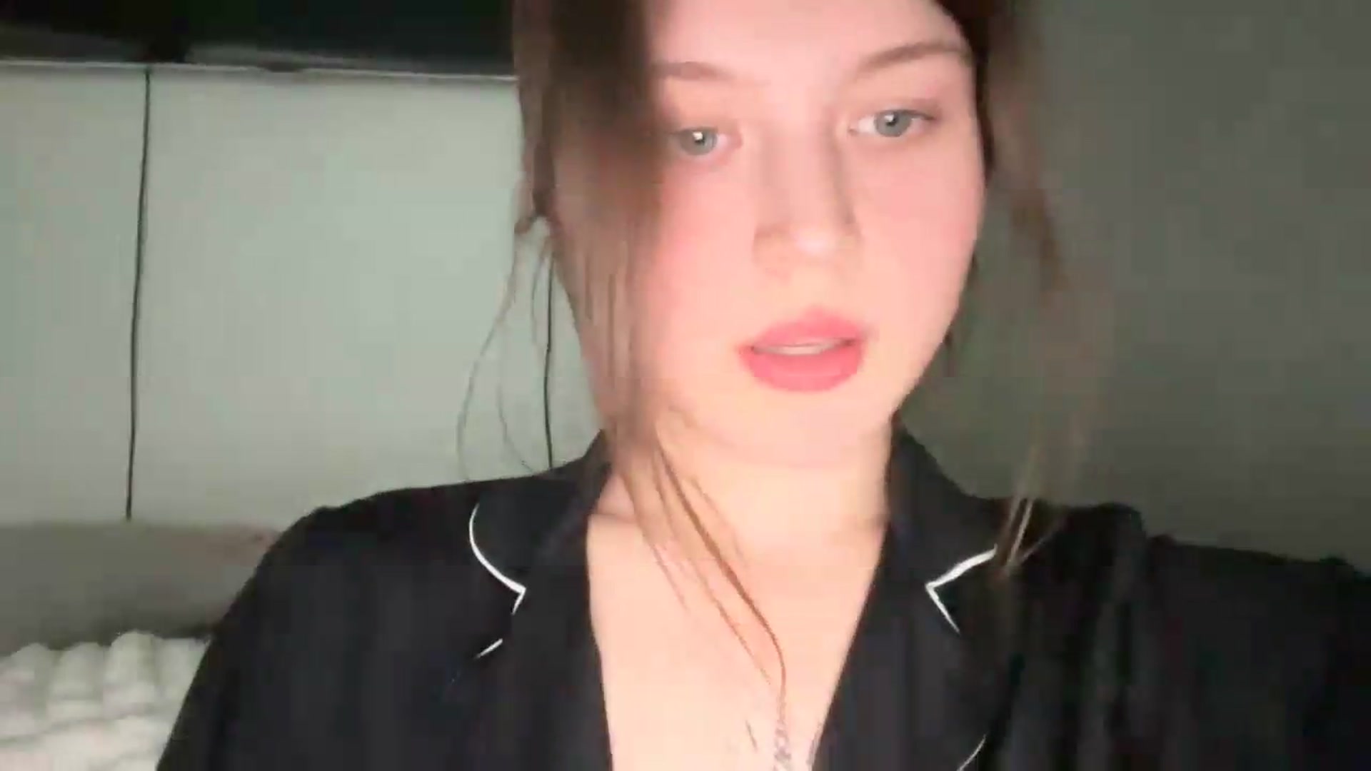 Gallery image thumbnail from BuckwheatLady's myfreecams stream on, 05/31/2026, 18:14 image 8 of 20
