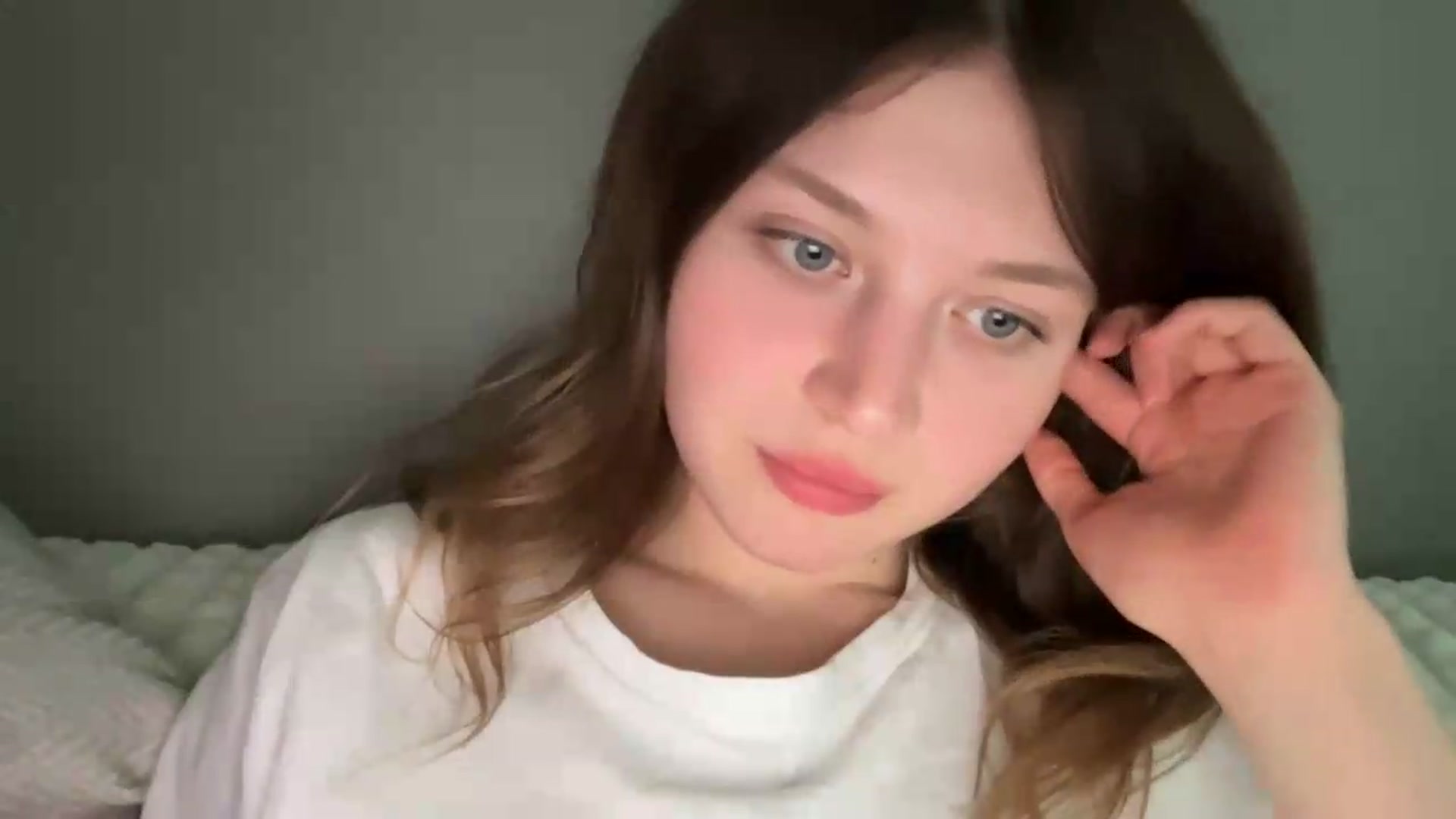 Gallery image thumbnail from BuckwheatLady's myfreecams stream on, 06/01/2026, 17:26 image 14 of 20