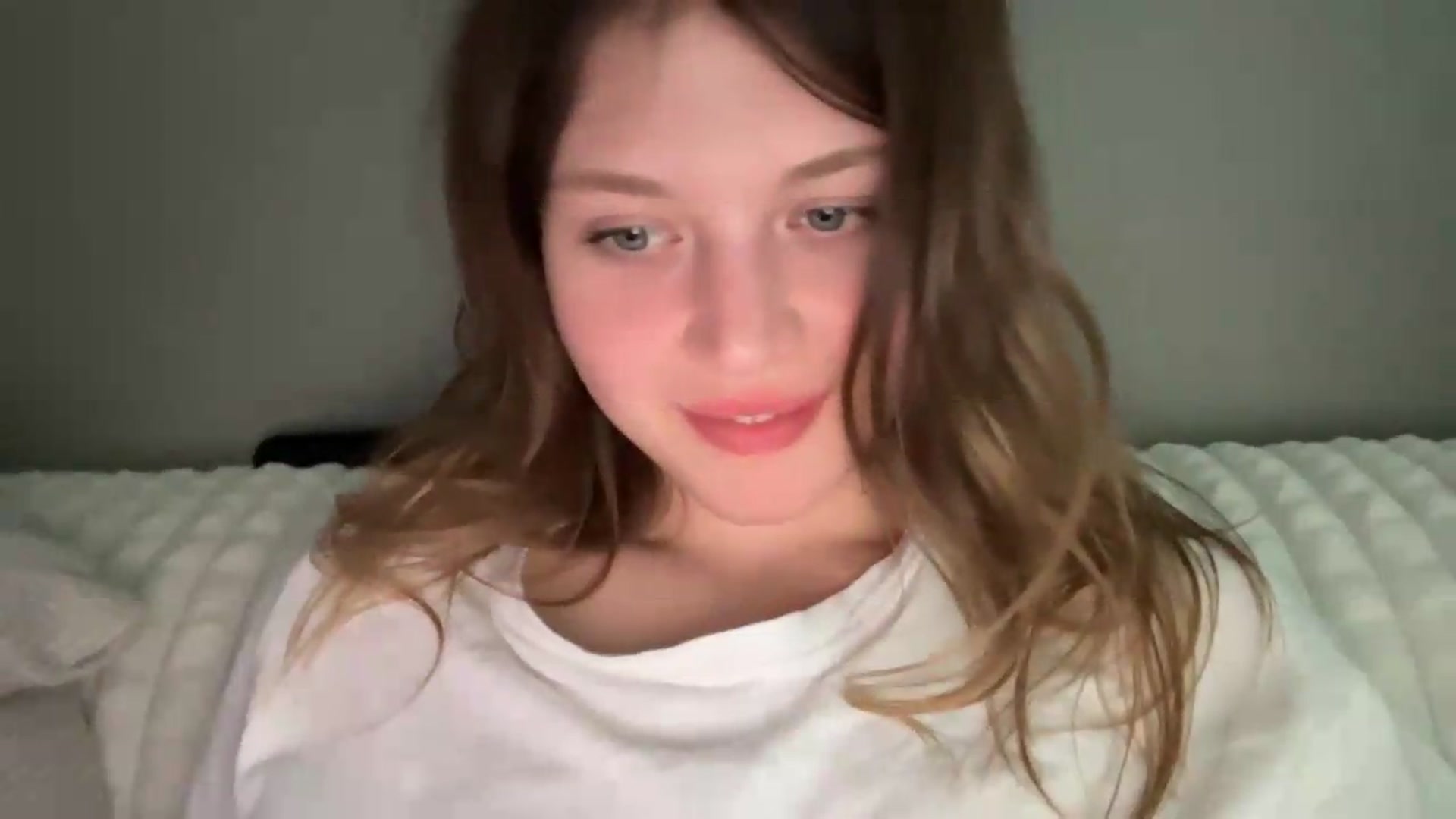 Gallery image thumbnail from BuckwheatLady's myfreecams stream on, 06/01/2026, 17:26 image 3 of 20
