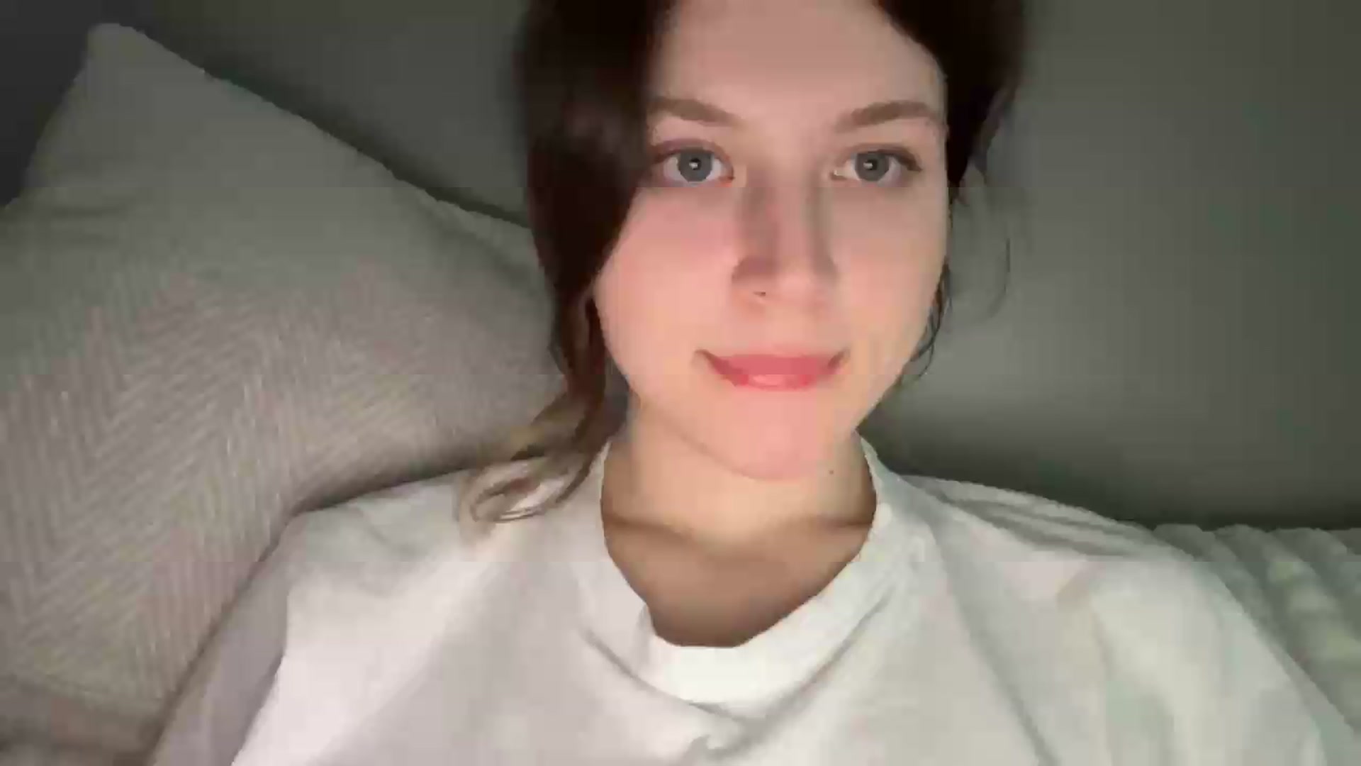 Gallery image thumbnail from BuckwheatLady's myfreecams stream on, 06/02/2026, 17:21 image 1 of 20