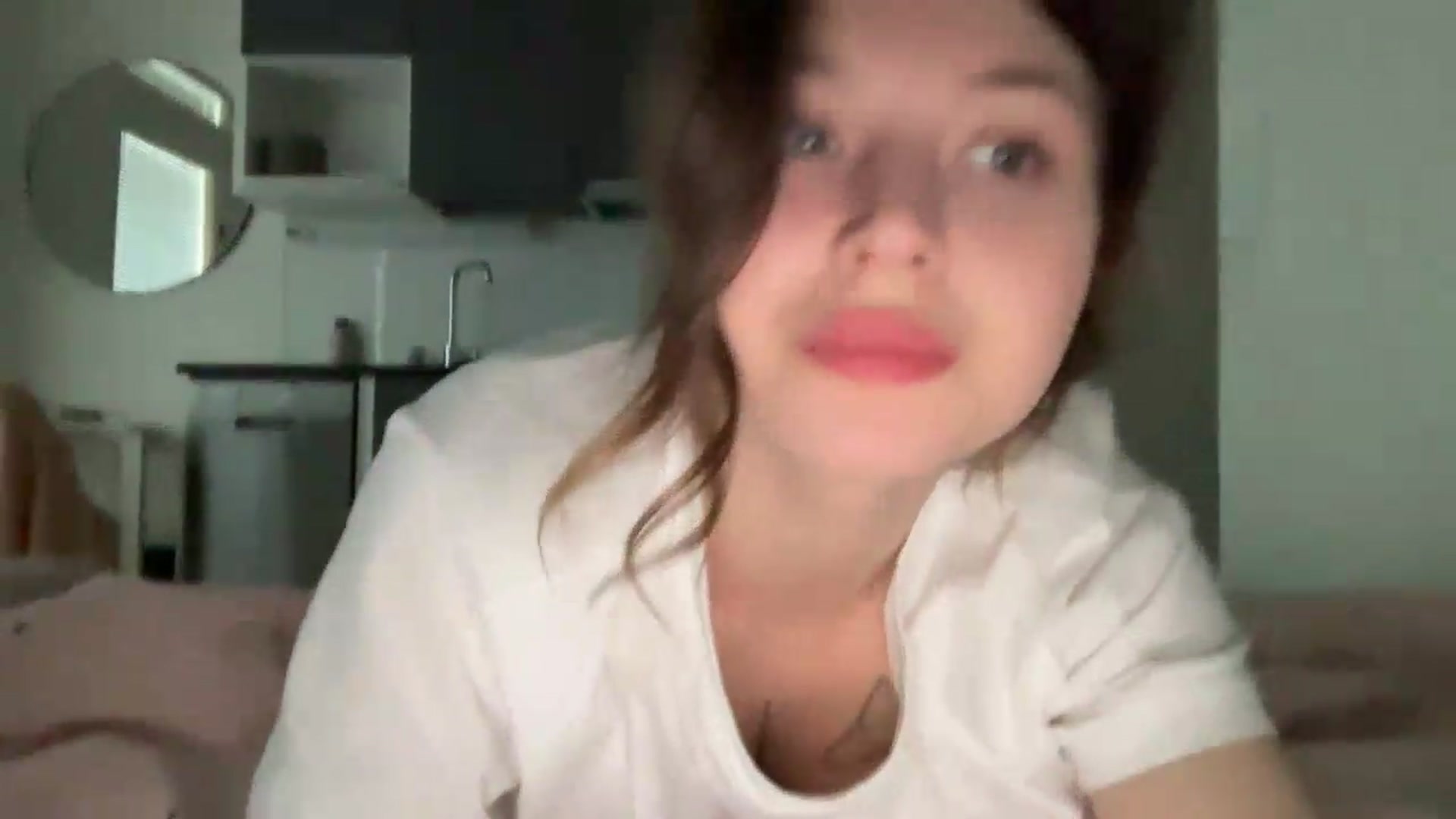 Gallery image thumbnail from BuckwheatLady's myfreecams stream on, 06/02/2026, 17:21 image 7 of 20