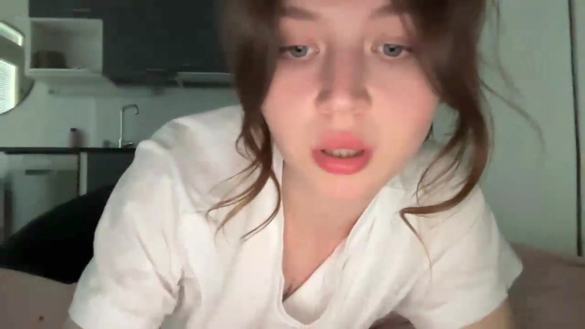 Gallery image thumbnail from BuckwheatLady's myfreecams stream on, 06/02/2026, 17:21 image 9 of 20