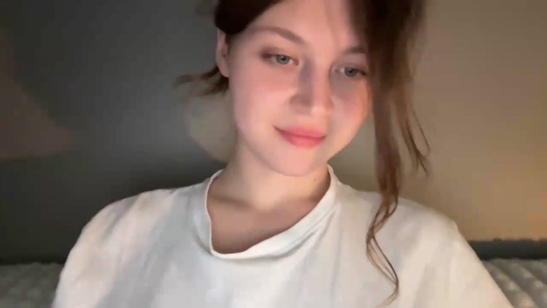 Gallery image thumbnail from BuckwheatLady's myfreecams stream on, 06/02/2026, 18:19 image 9 of 20