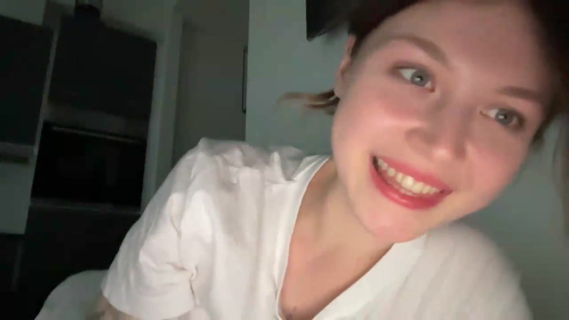 Gallery image thumbnail from BuckwheatLady's myfreecams stream on, 06/02/2026, 18:19 image 2 of 20