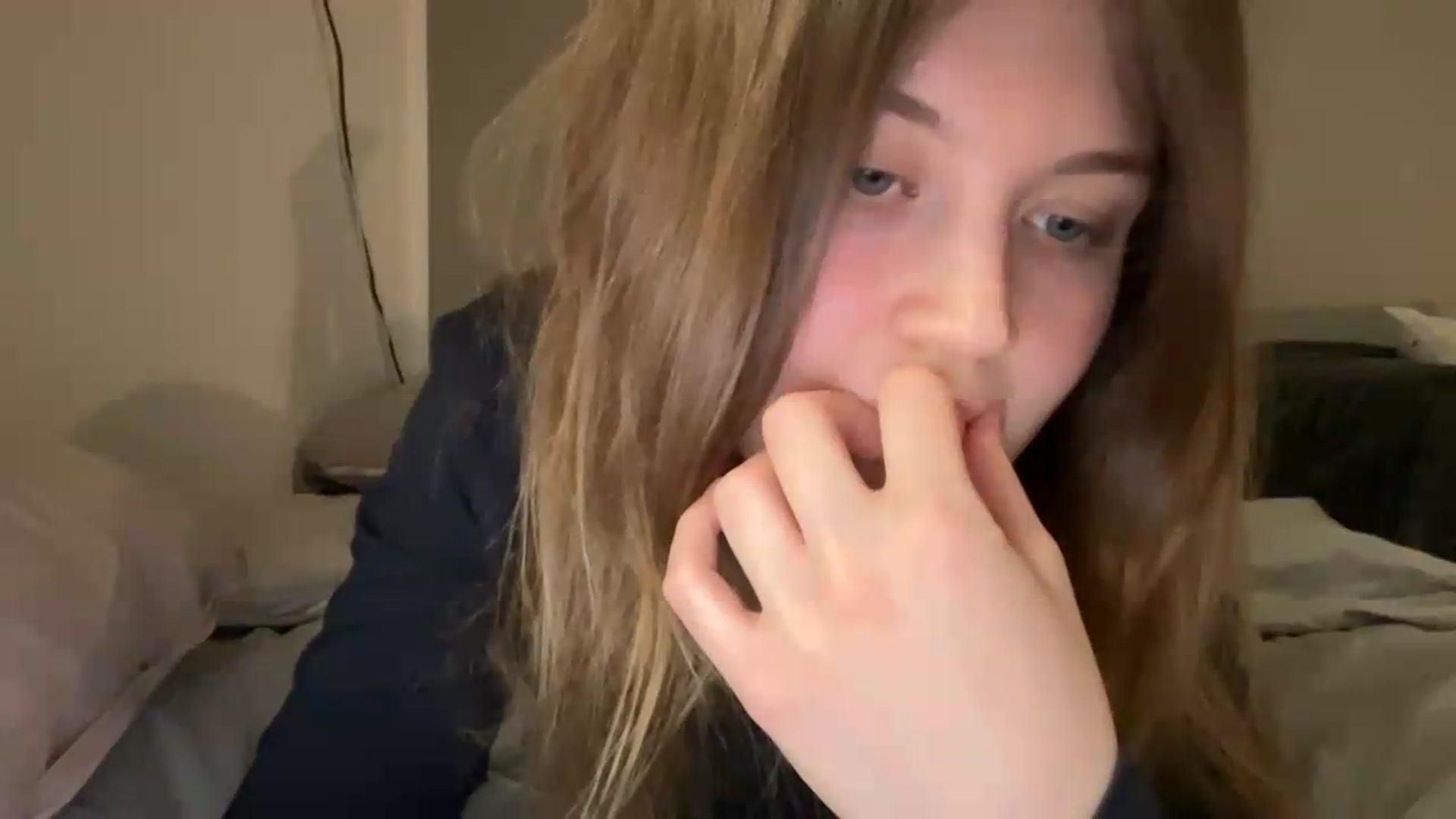Gallery image thumbnail from BuckwheatLady's myfreecams stream on, 06/06/2026, 18:57 image 7 of 20