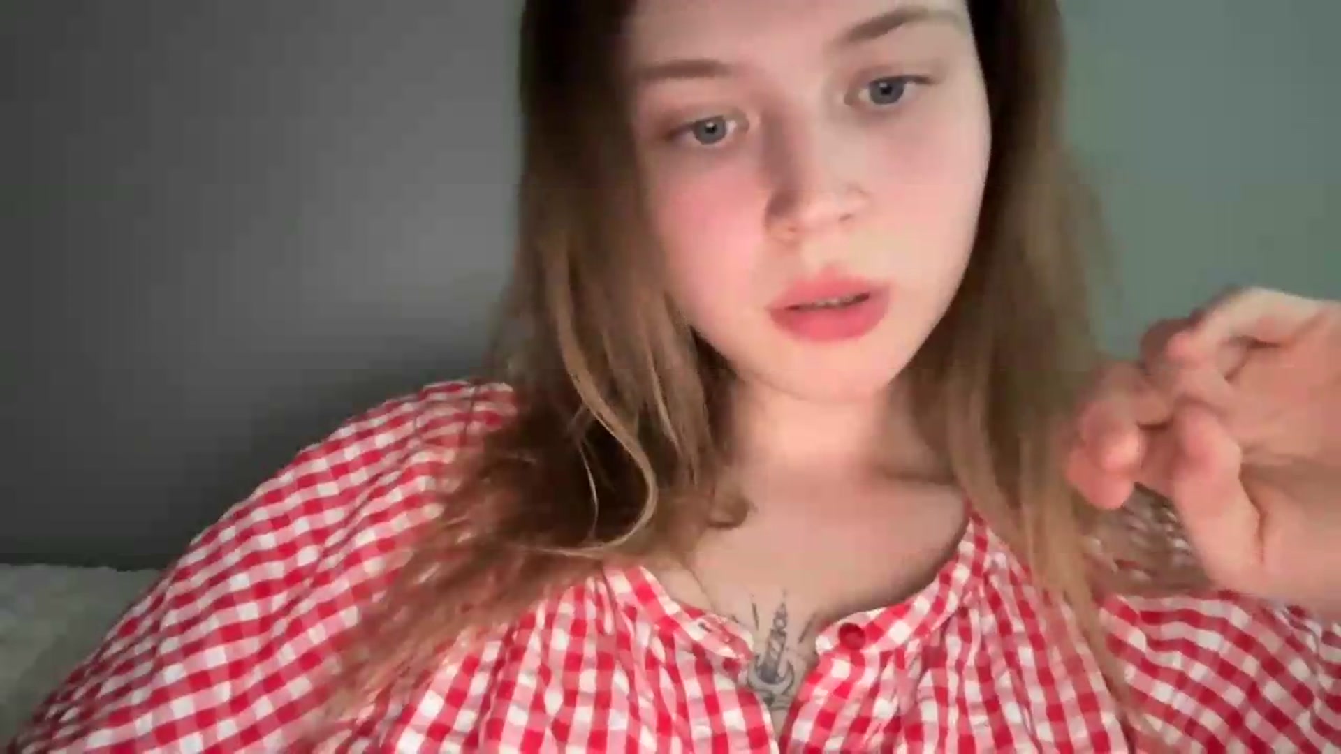 Gallery image thumbnail from BuckwheatLady's myfreecams stream on, 06/19/2026, 18:24 image 9 of 20