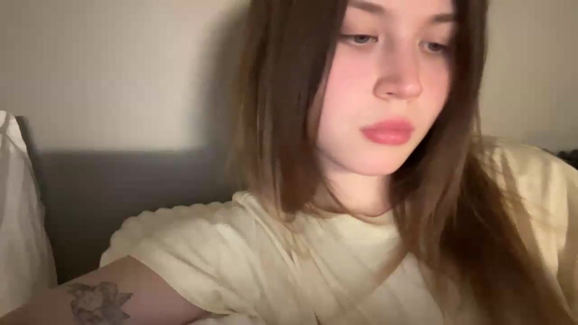 Gallery image thumbnail from BuckwheatLady's myfreecams stream on, 06/24/2026, 20:31 image 9 of 20