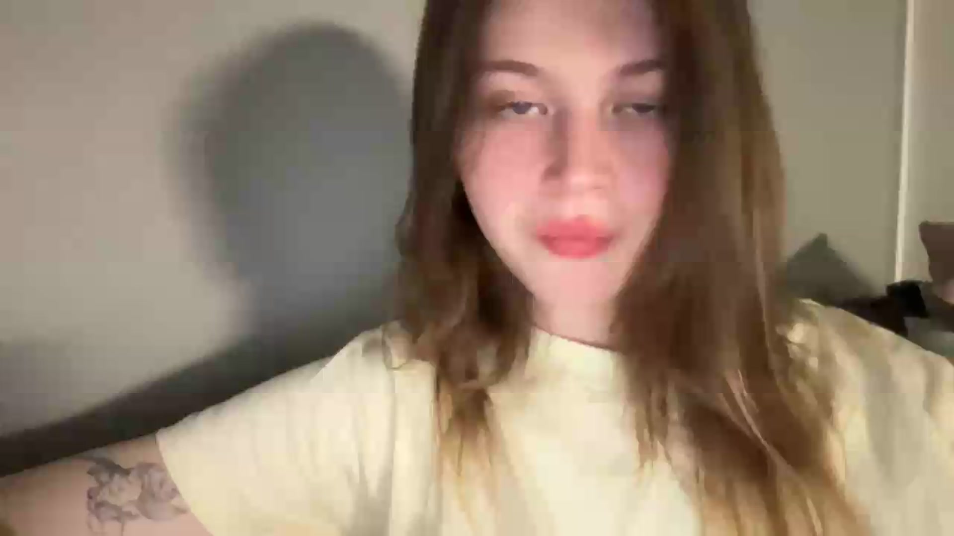 Gallery image thumbnail from BuckwheatLady's myfreecams stream on, 06/25/2026, 18:22 image 1 of 20