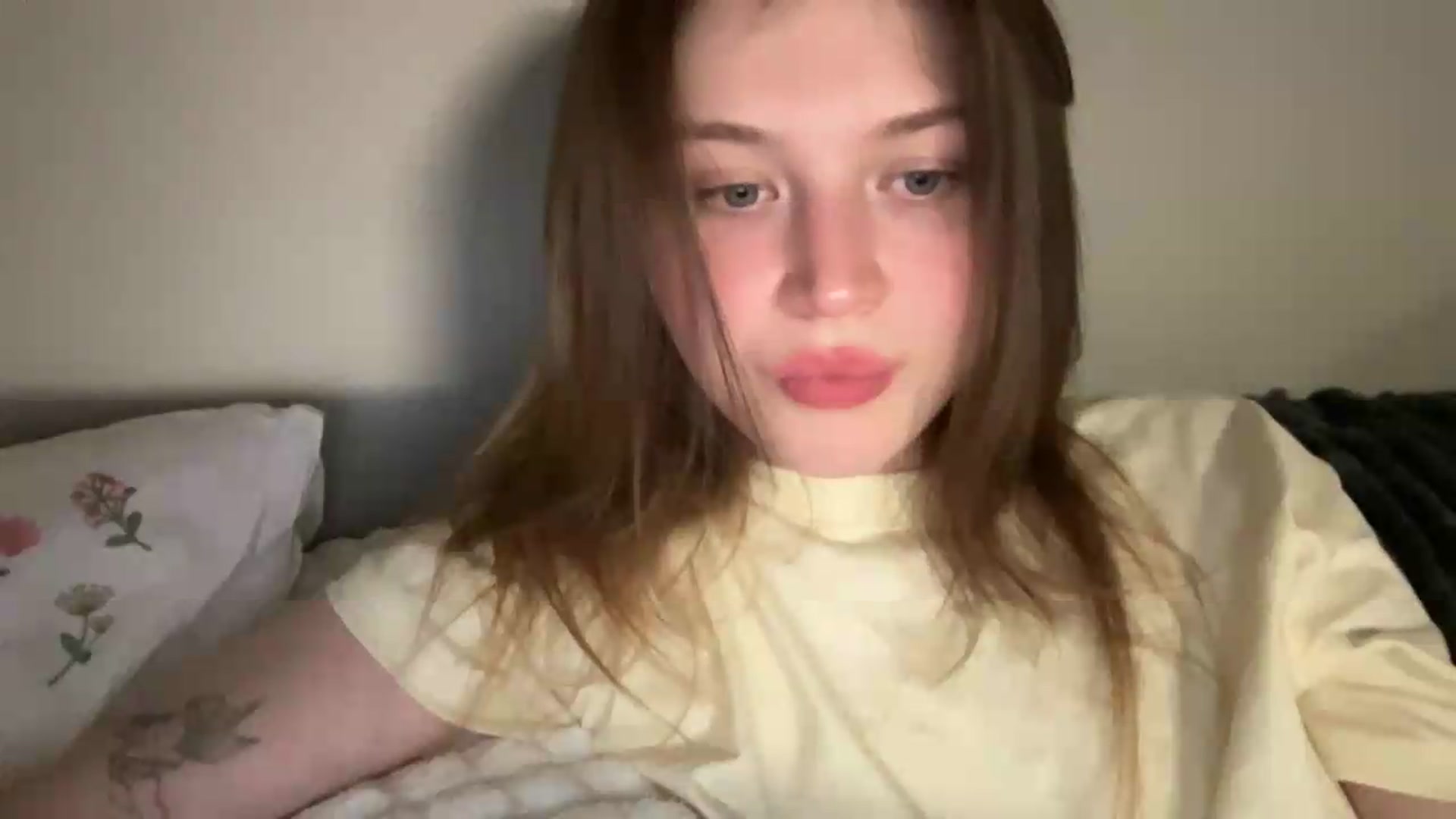 Gallery image thumbnail from BuckwheatLady's myfreecams stream on, 06/25/2026, 18:22 image 17 of 20