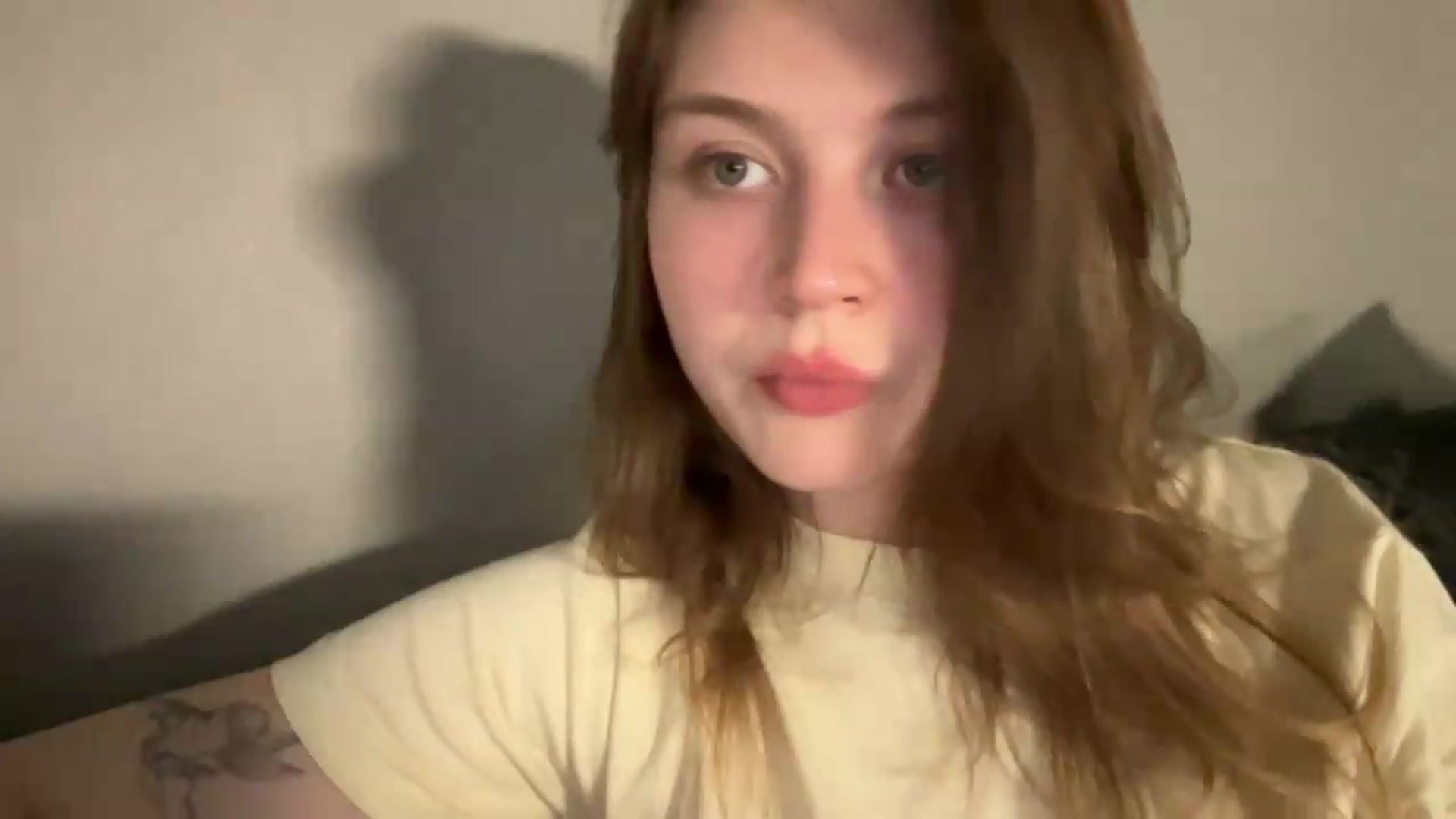 Gallery image thumbnail from BuckwheatLady's myfreecams stream on, 06/25/2026, 18:22 image 3 of 20