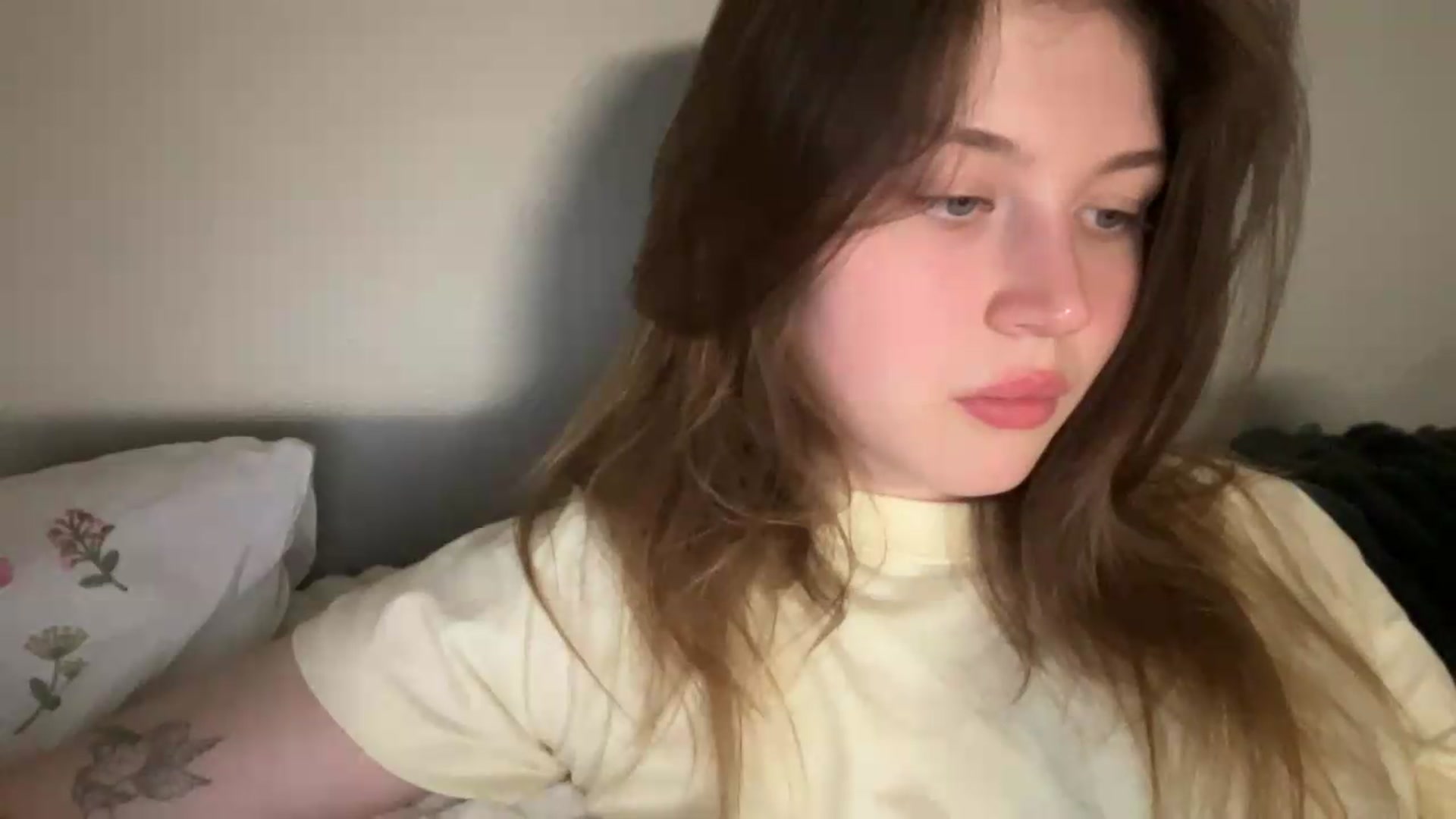Gallery image thumbnail from BuckwheatLady's myfreecams stream on, 06/25/2026, 18:22 image 15 of 20