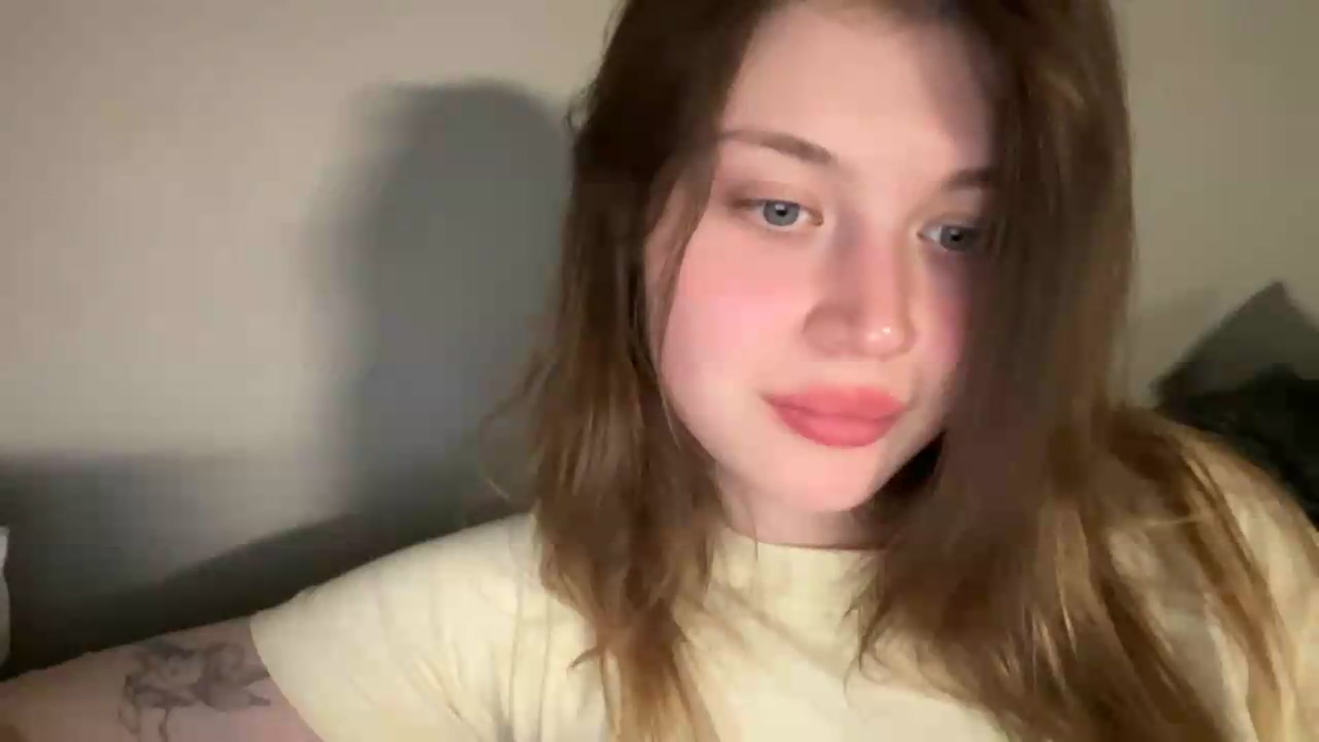 Gallery image thumbnail from BuckwheatLady's myfreecams stream on, 06/25/2026, 18:22 image 9 of 20