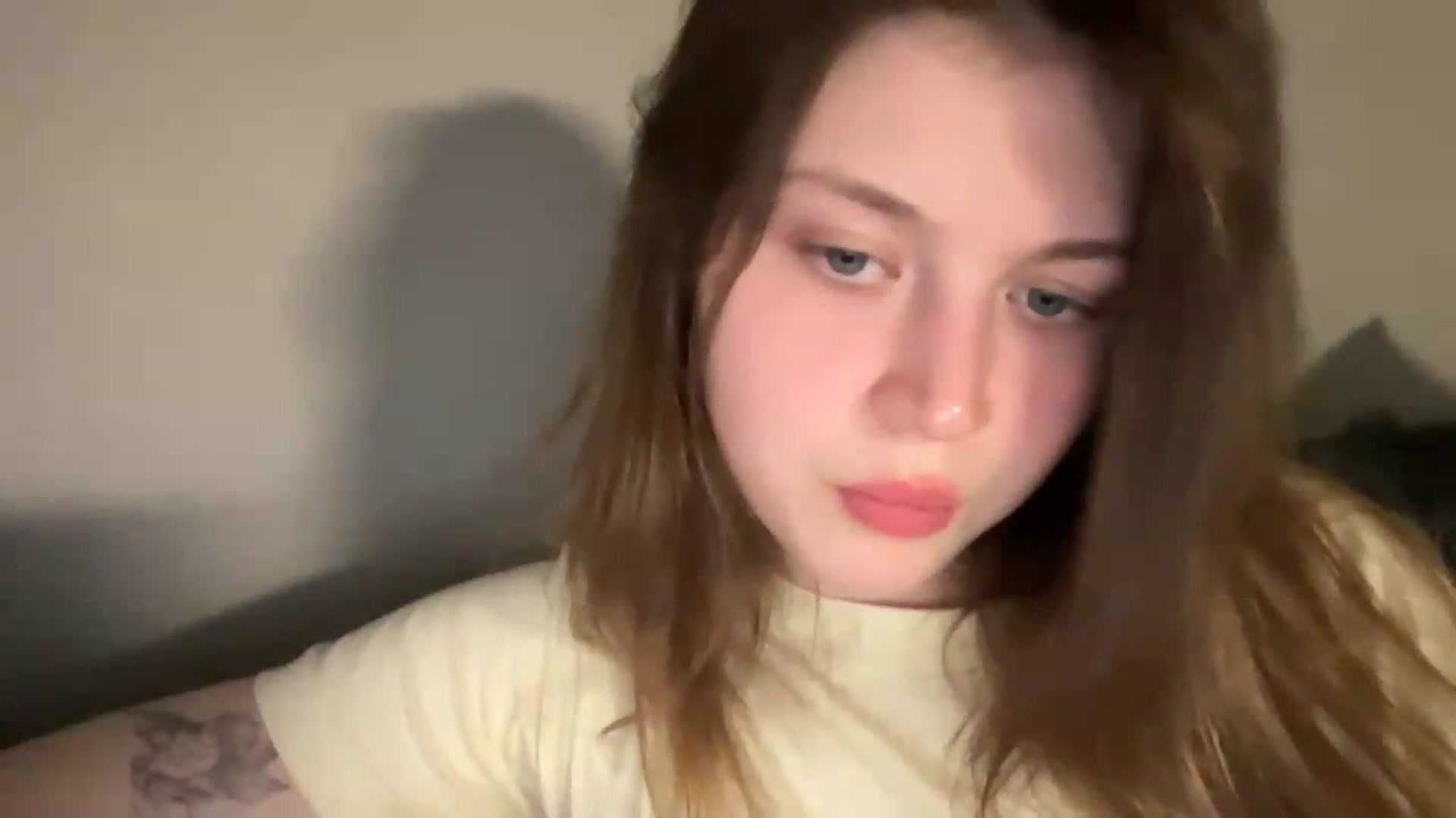 Gallery image thumbnail from BuckwheatLady's myfreecams stream on, 06/25/2026, 18:22 image 7 of 20