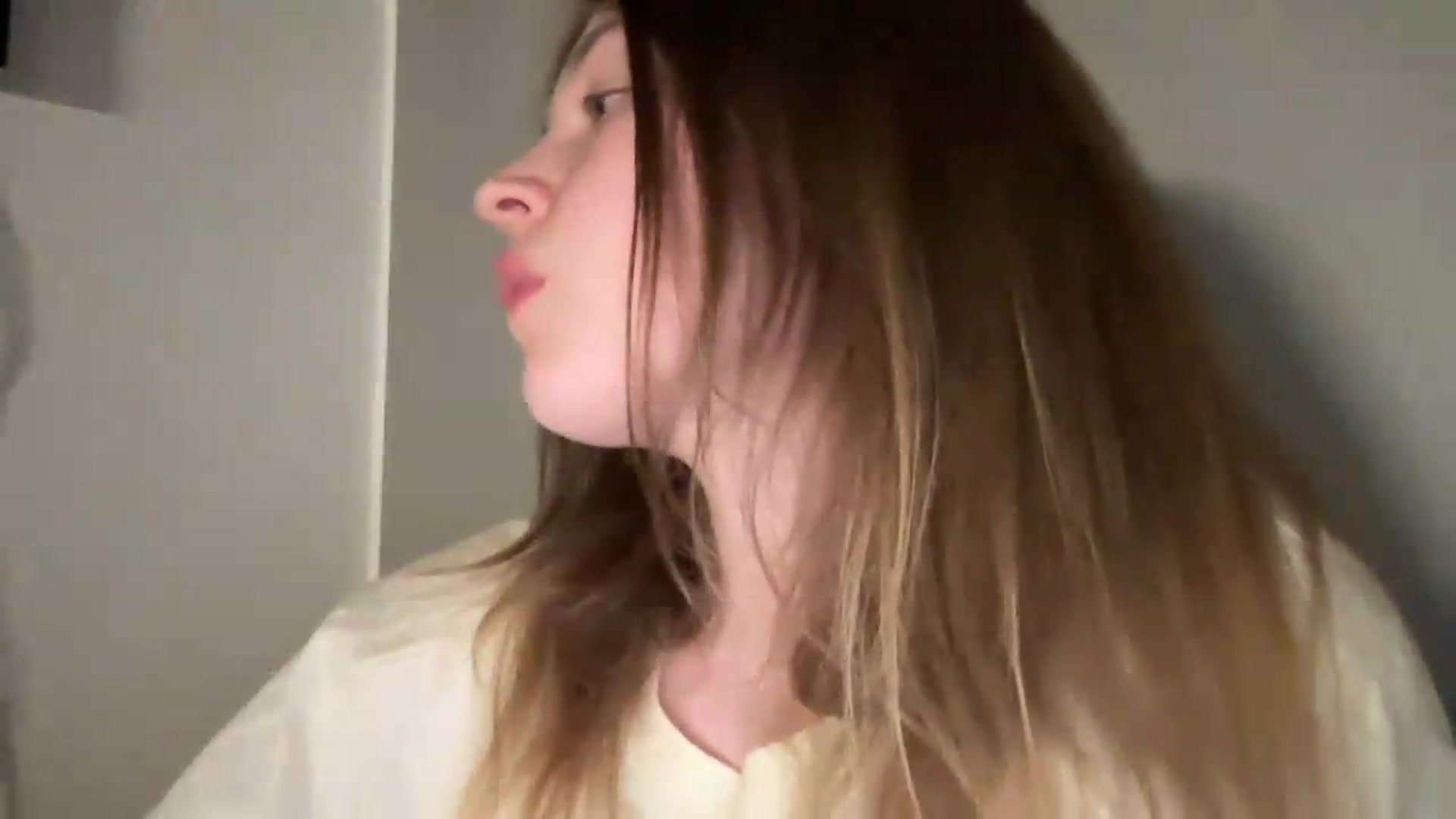 Gallery image thumbnail from BuckwheatLady's myfreecams stream on, 06/25/2026, 19:21 image 16 of 20
