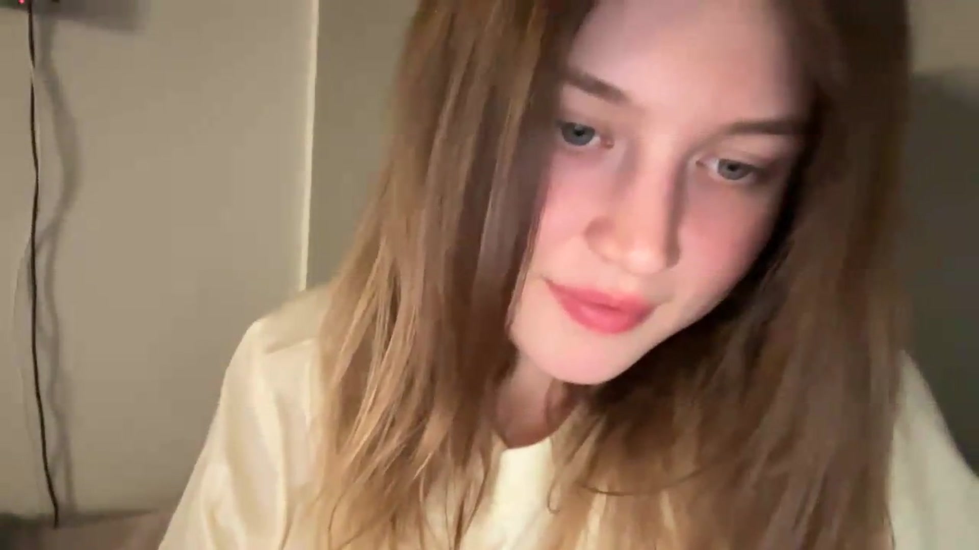 Gallery image thumbnail from BuckwheatLady's myfreecams stream on, 06/25/2026, 19:21 image 15 of 20