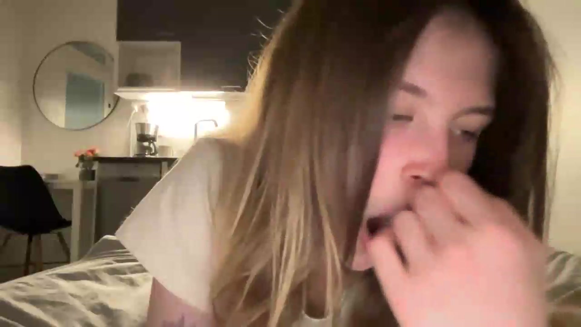 Gallery image thumbnail from BuckwheatLady's myfreecams stream on, 06/25/2026, 19:21 image 2 of 20