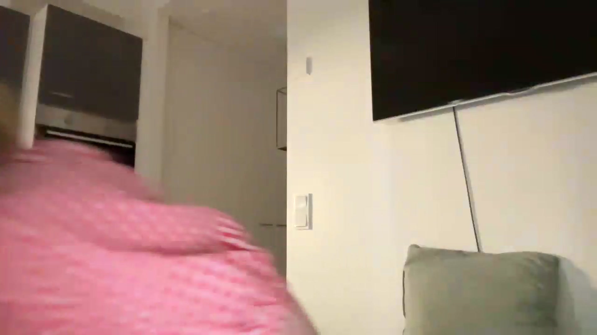 Gallery image thumbnail from BuckwheatLady's myfreecams stream on, 06/28/2026, 17:22 image 3 of 20